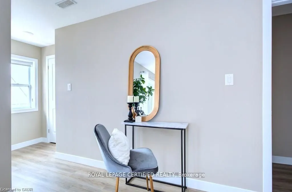 439 Athlone Avenue, #33