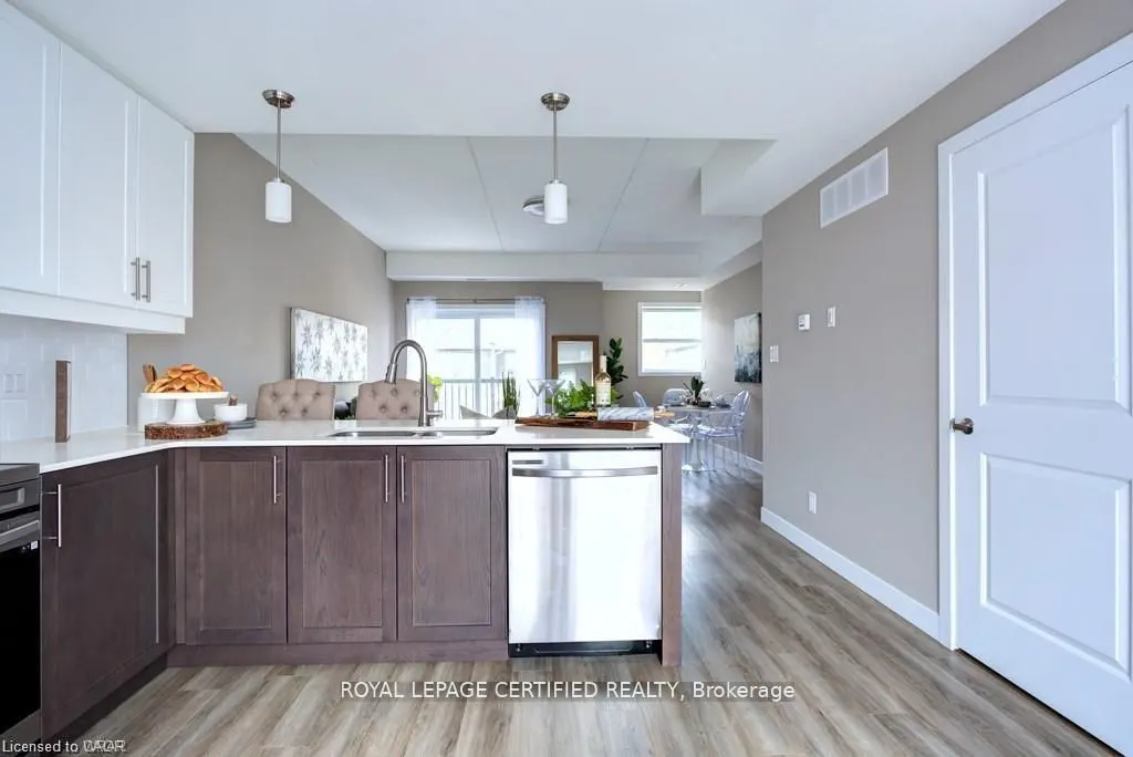 439 Athlone Avenue, #33