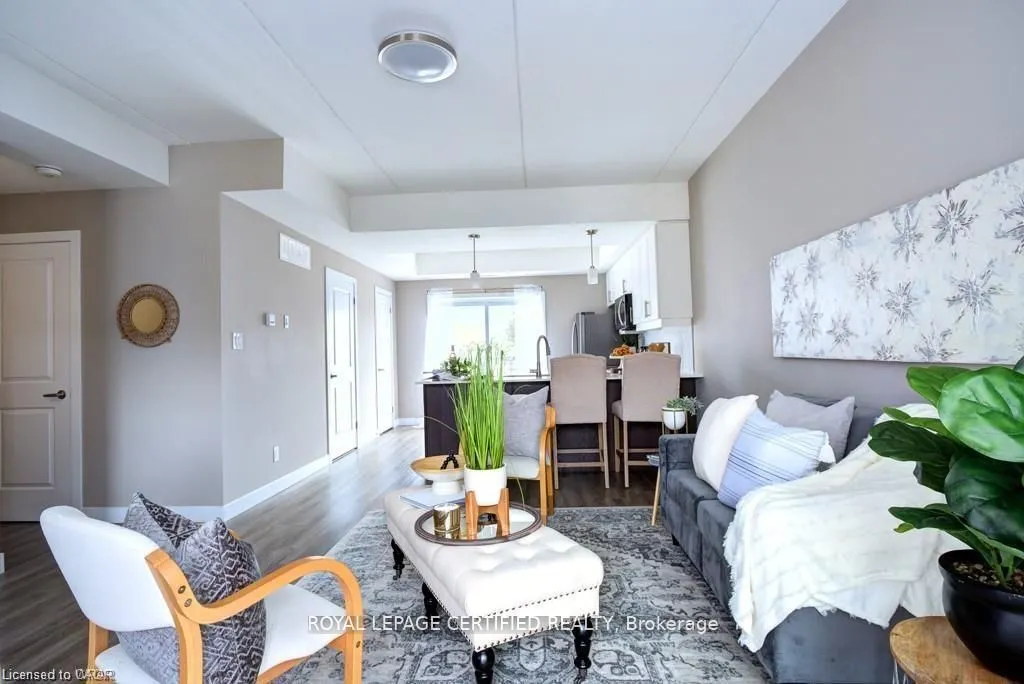 439 Athlone Avenue, #33