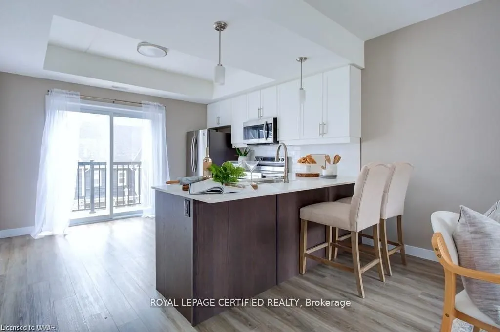 439 Athlone Avenue, #33
