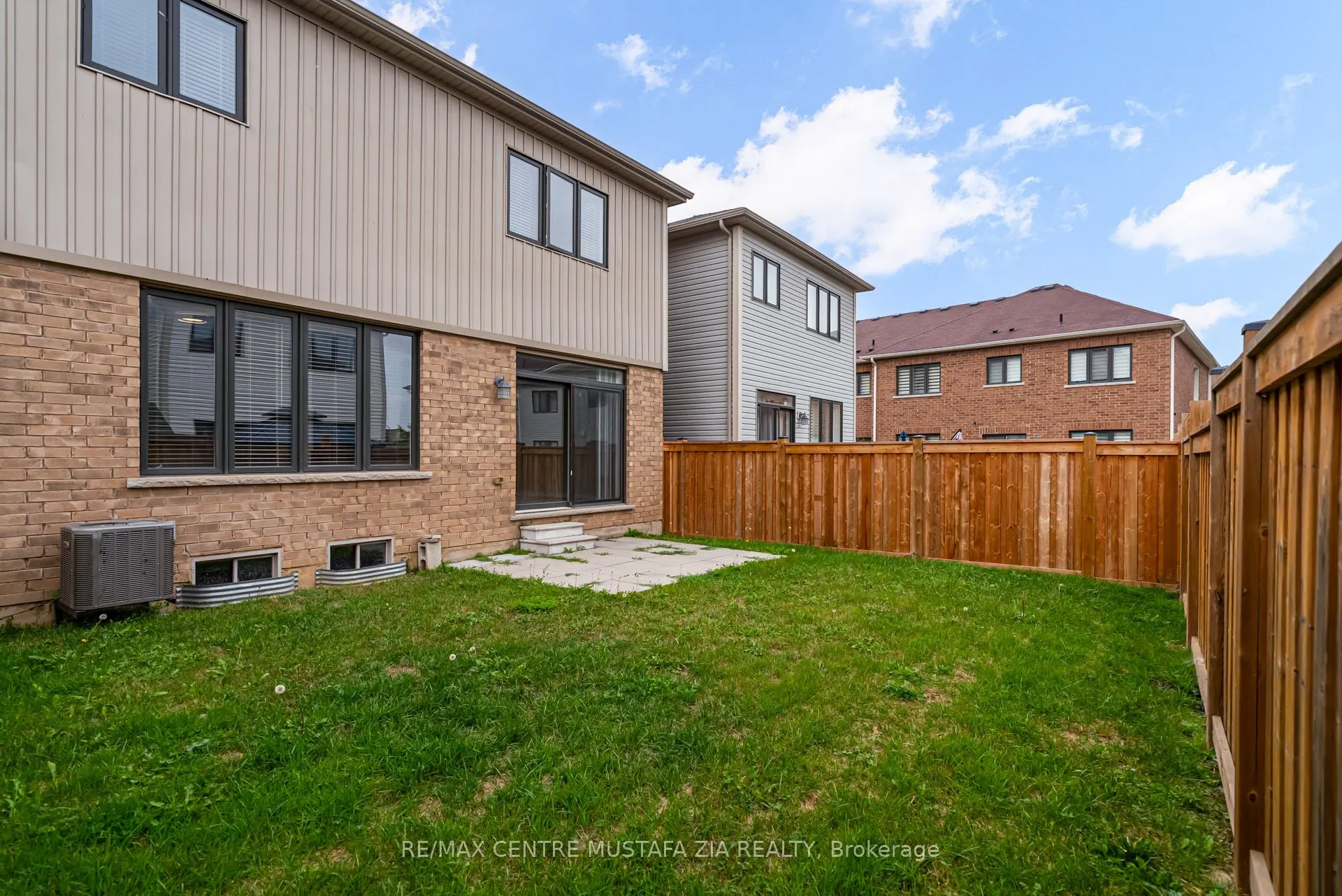 34 Mull Avenue