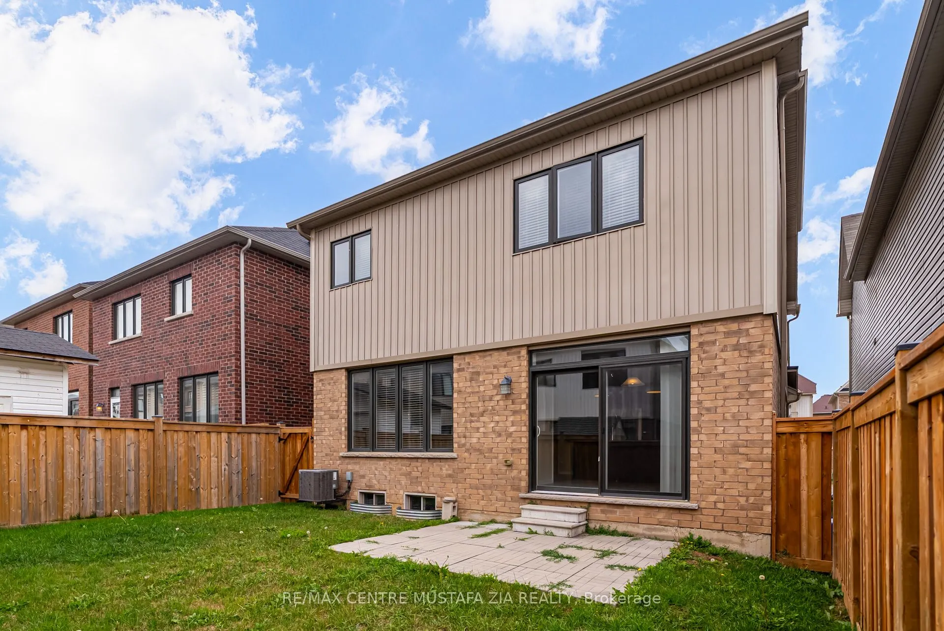34 Mull Avenue