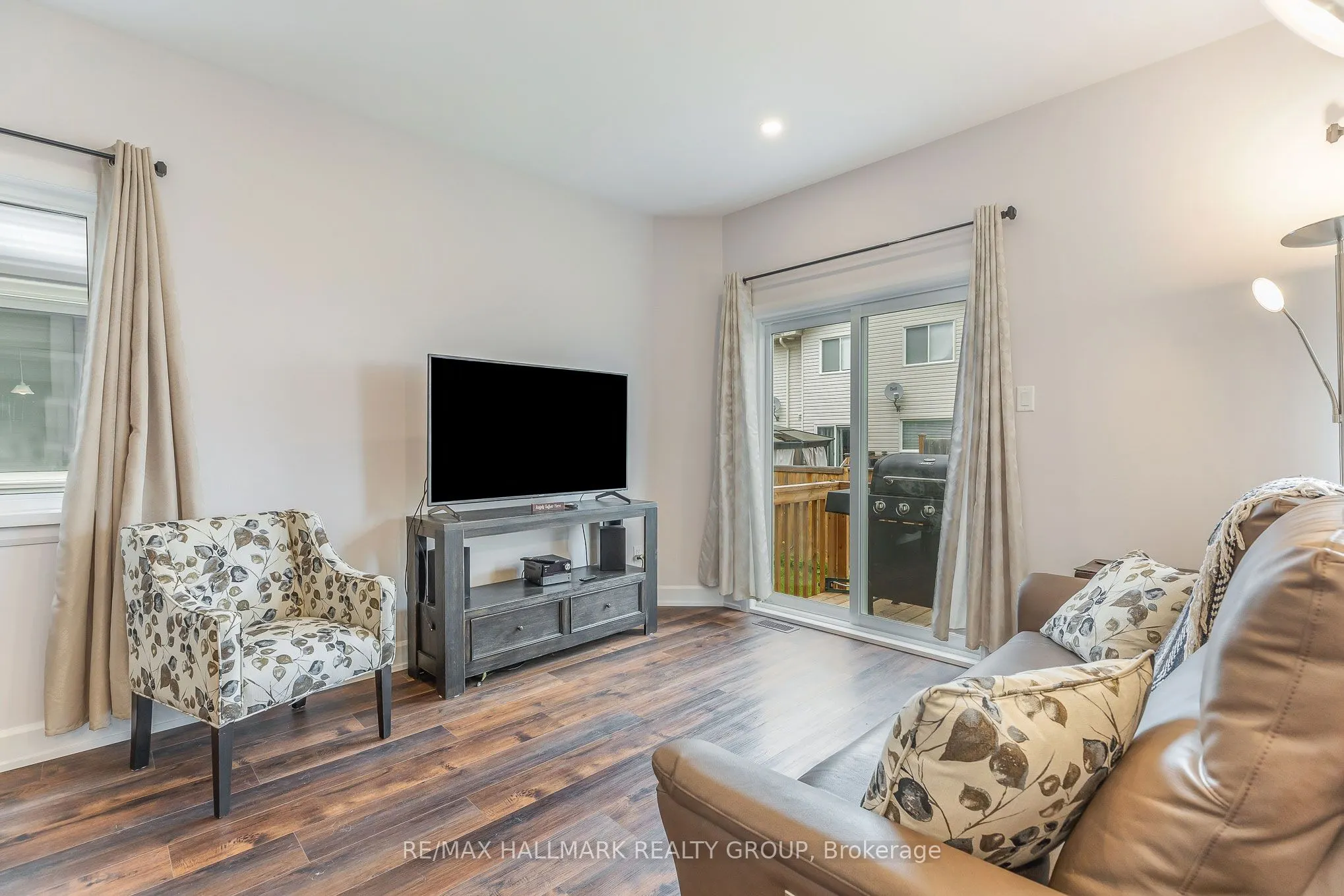 90 Vimy Ridge Crescent