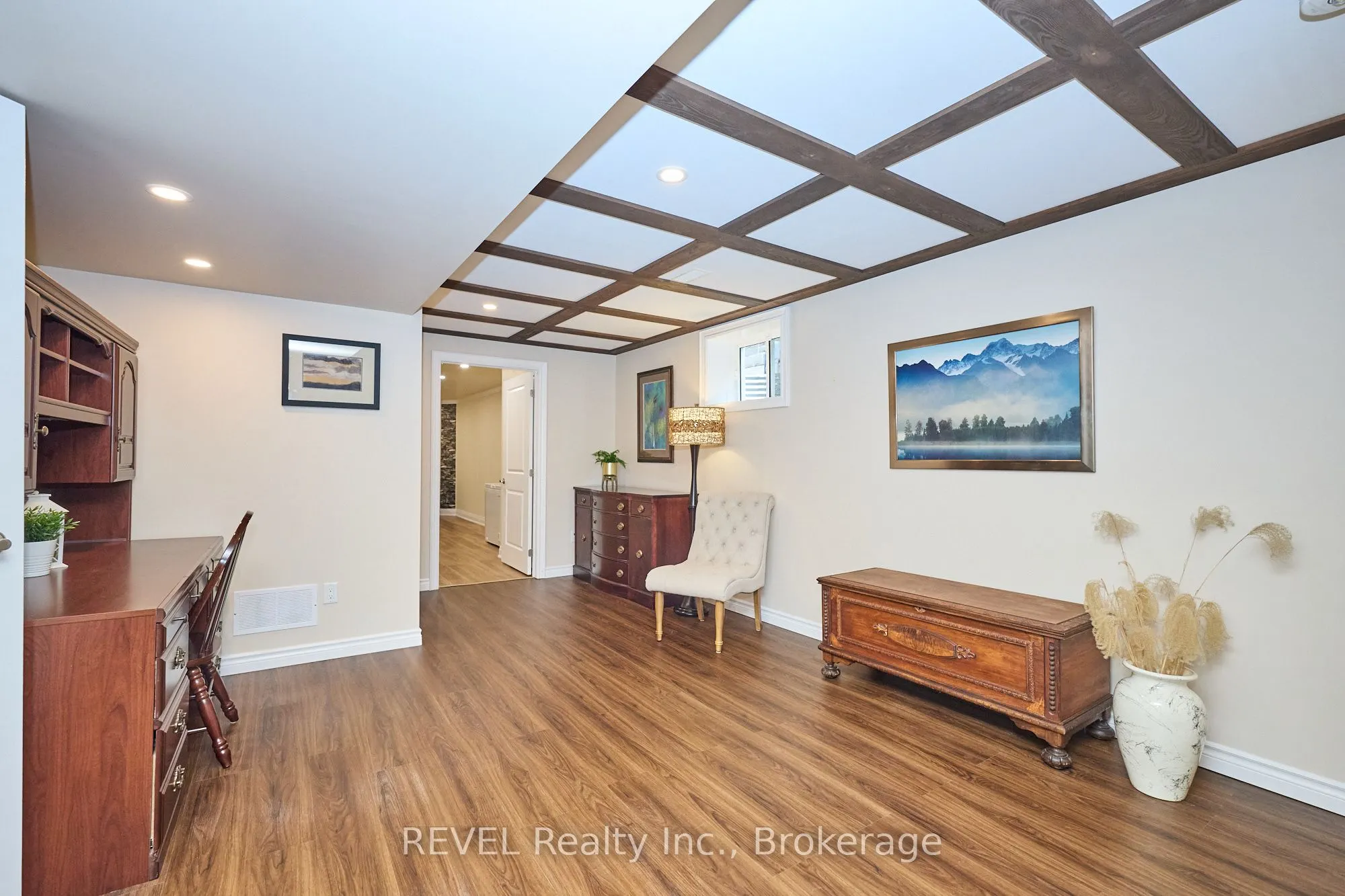 2848 King Street, #6