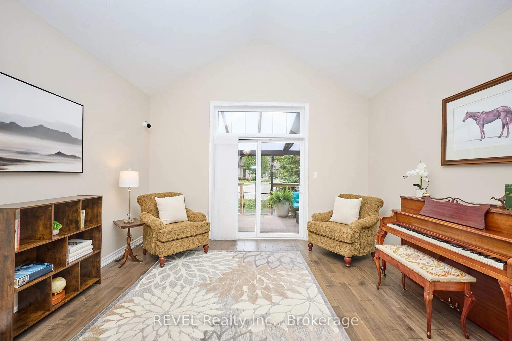 2848 King Street, #6