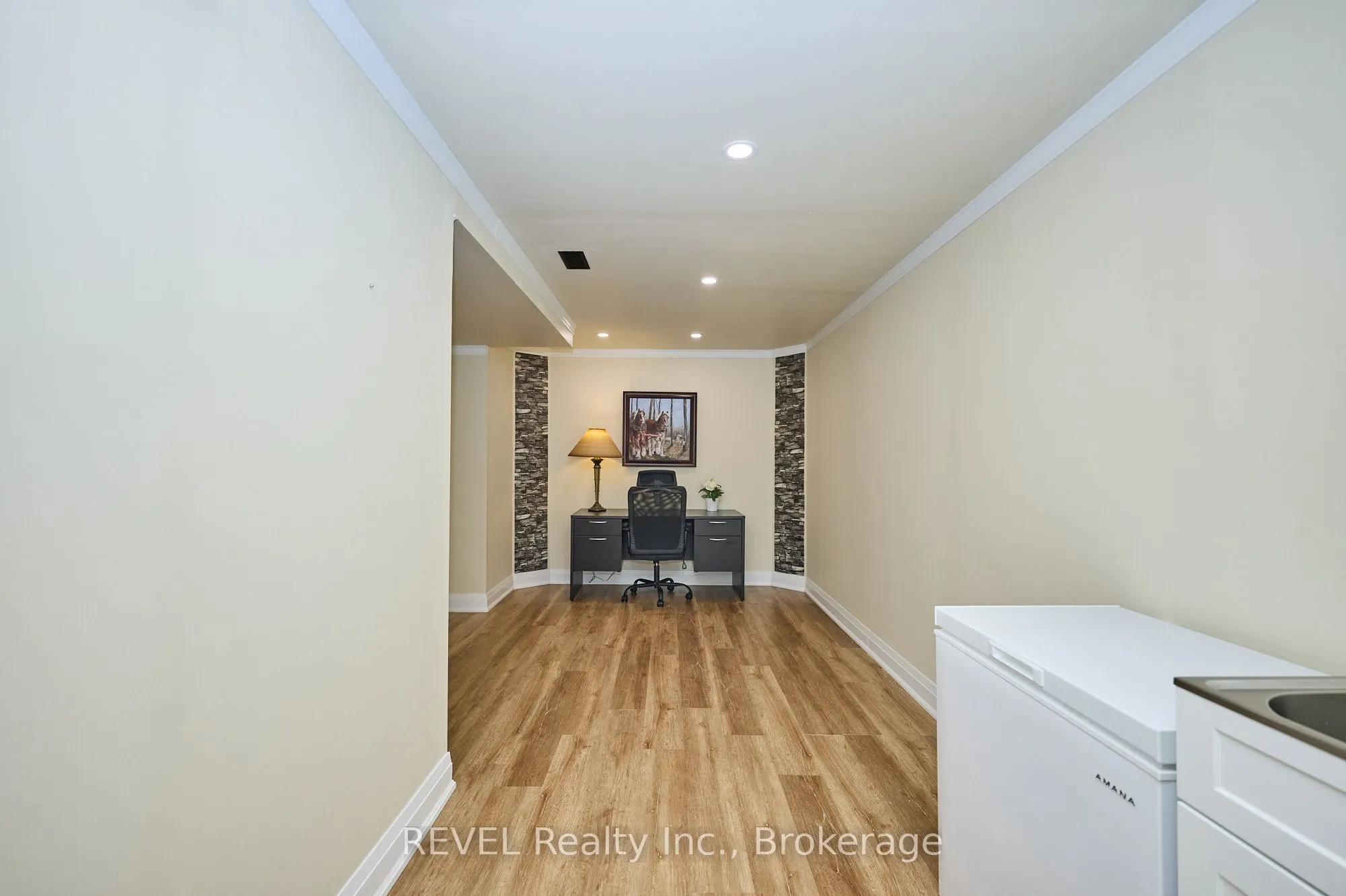 2848 King Street, #6