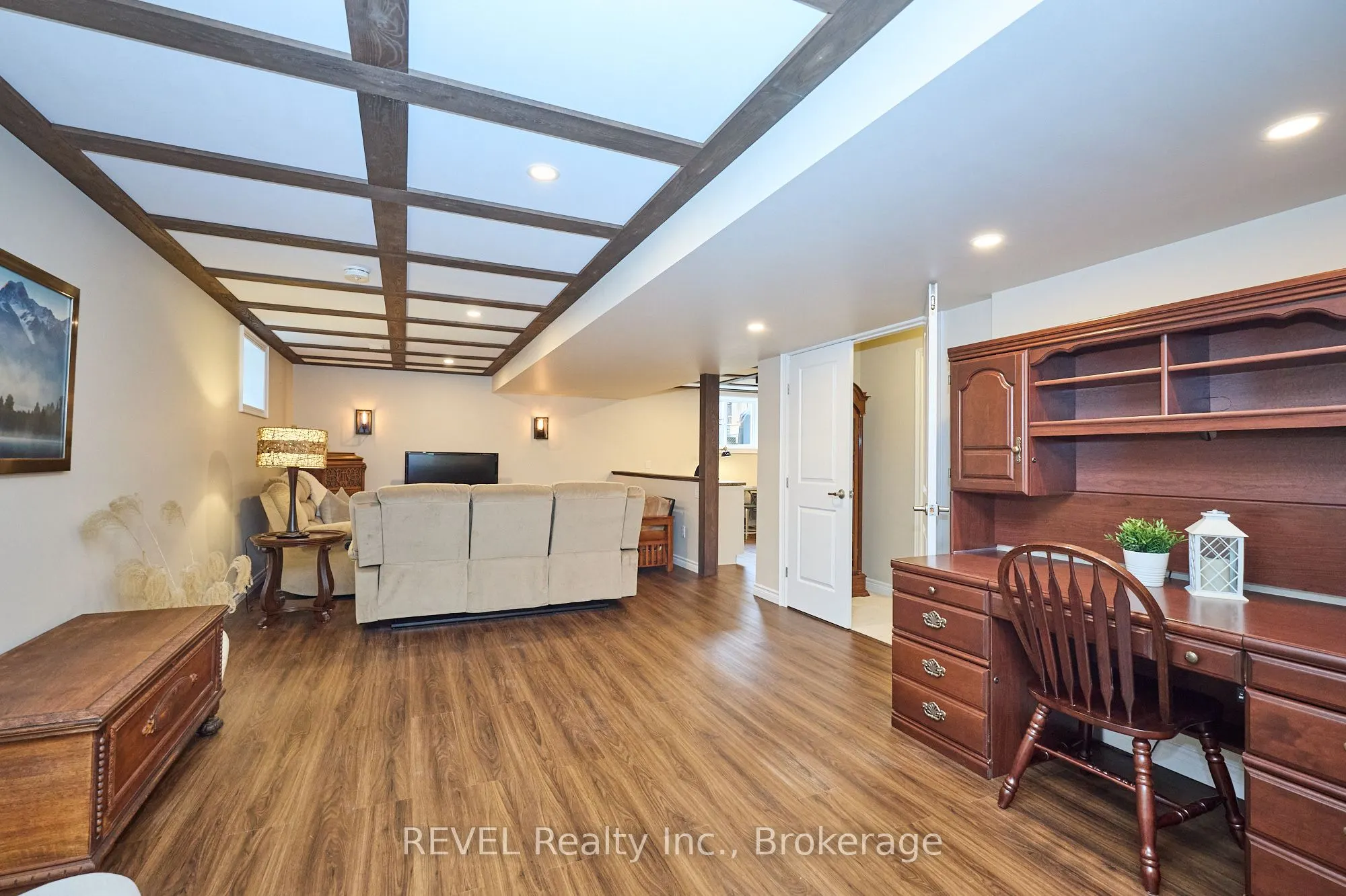 2848 King Street, #6