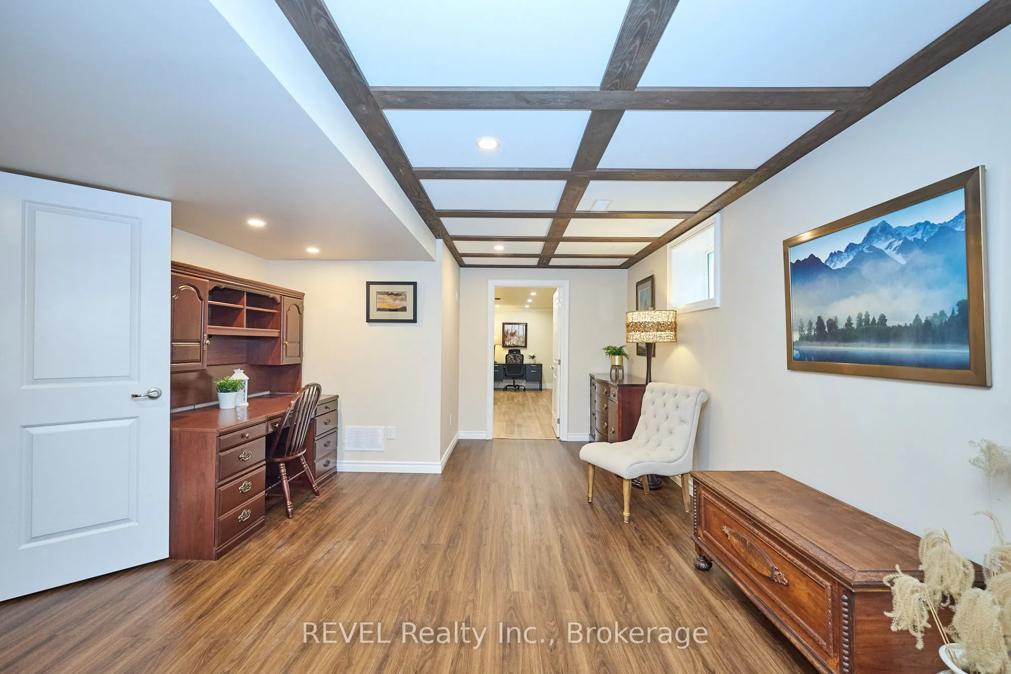 2848 King Street, #6