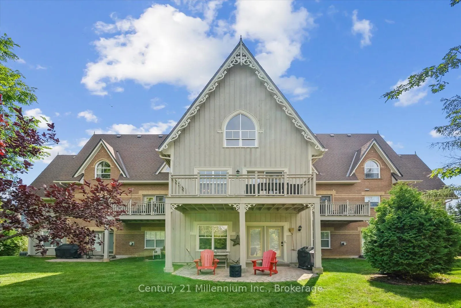 184 Snowbridge Way, #219