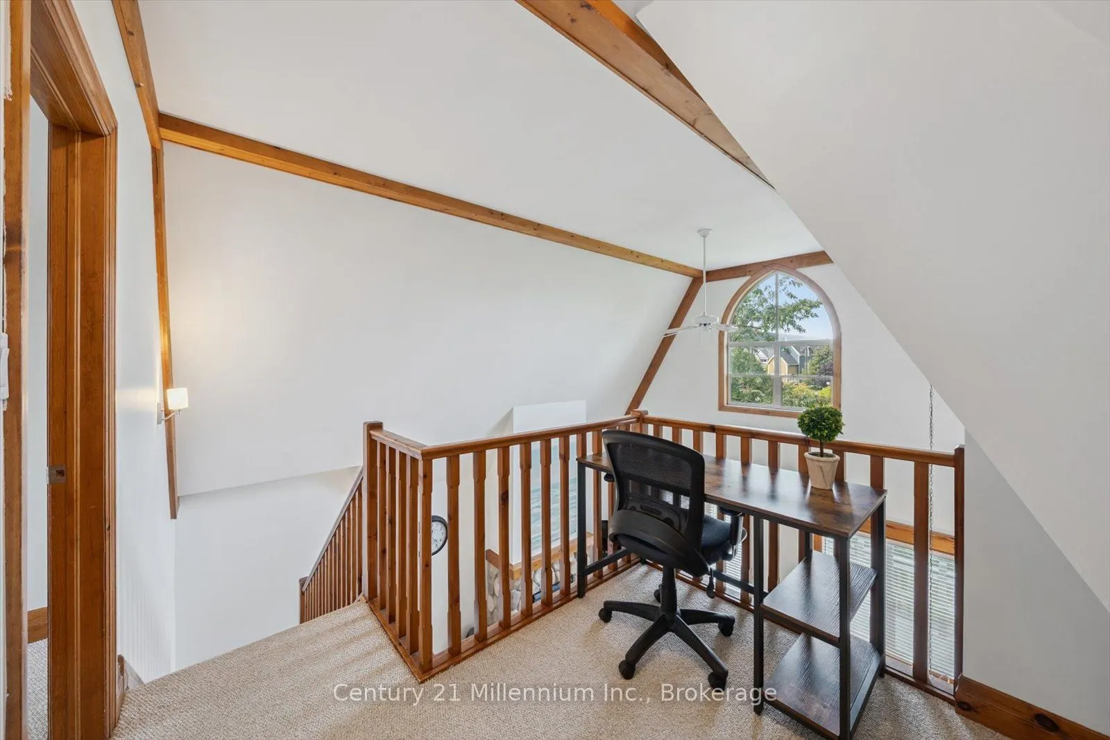 184 Snowbridge Way, #219