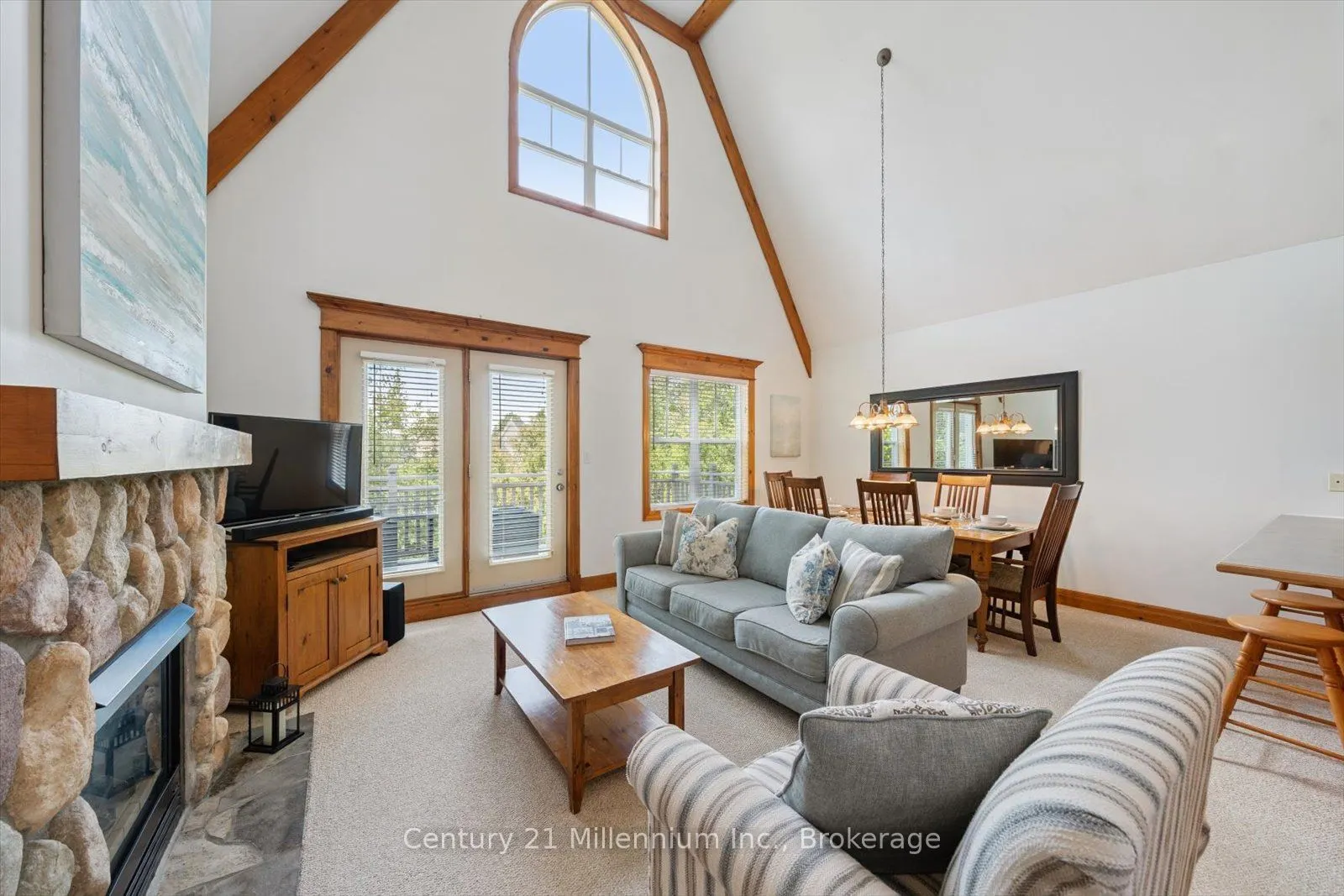 184 Snowbridge Way, #219