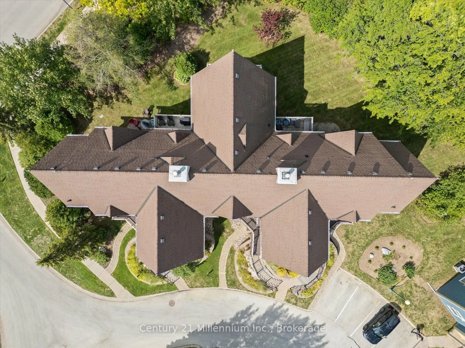 184 Snowbridge Way, #219