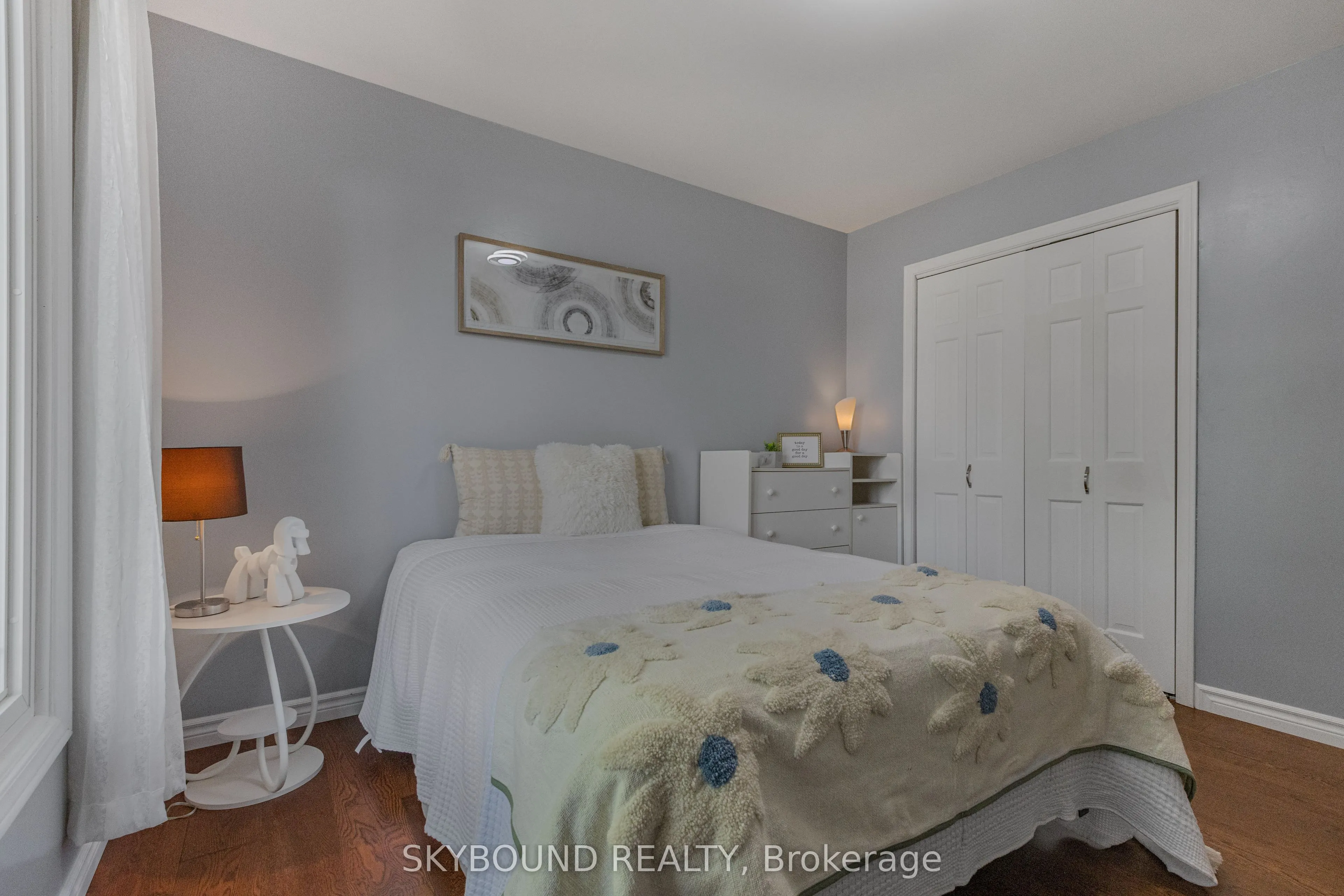 6 Roselawn Court