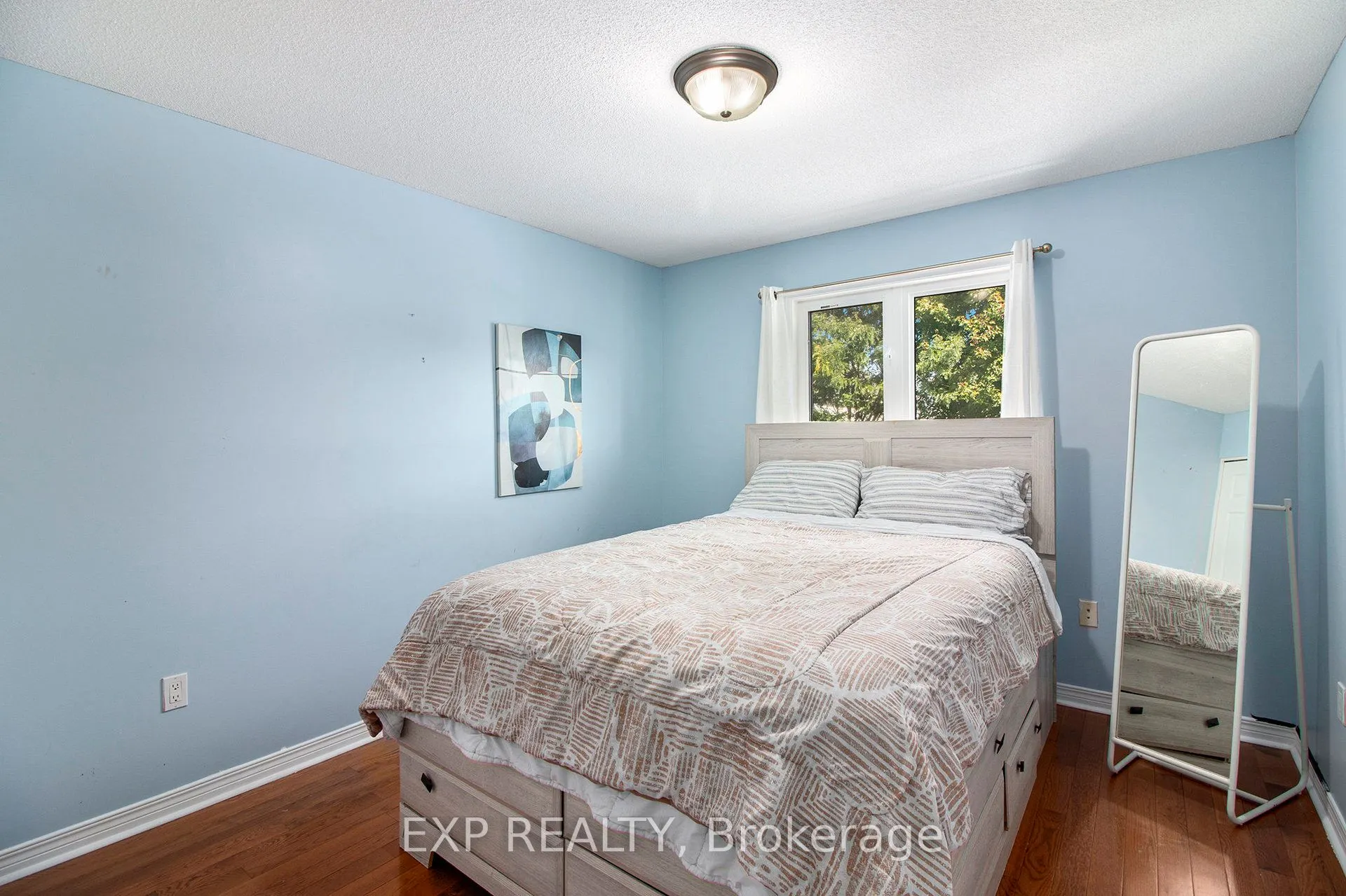 234 Sandra Crescent
