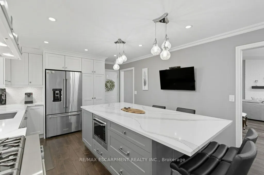 31 Acredale Drive