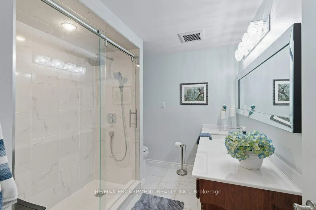 31 Acredale Drive