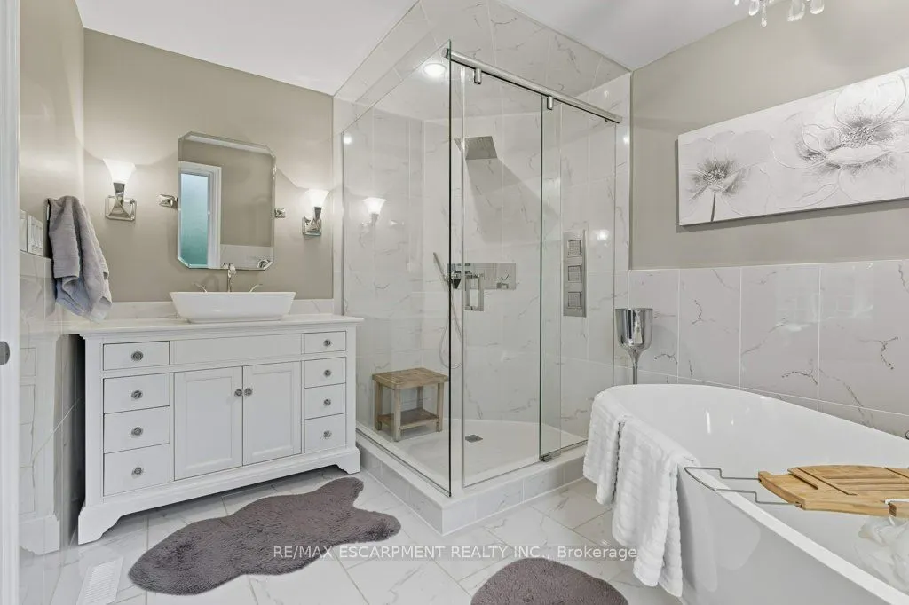 31 Acredale Drive