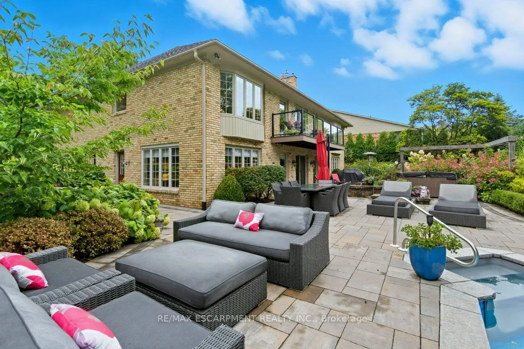 31 Acredale Drive