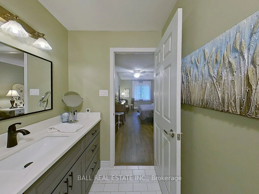 680 Whitaker Street, #10