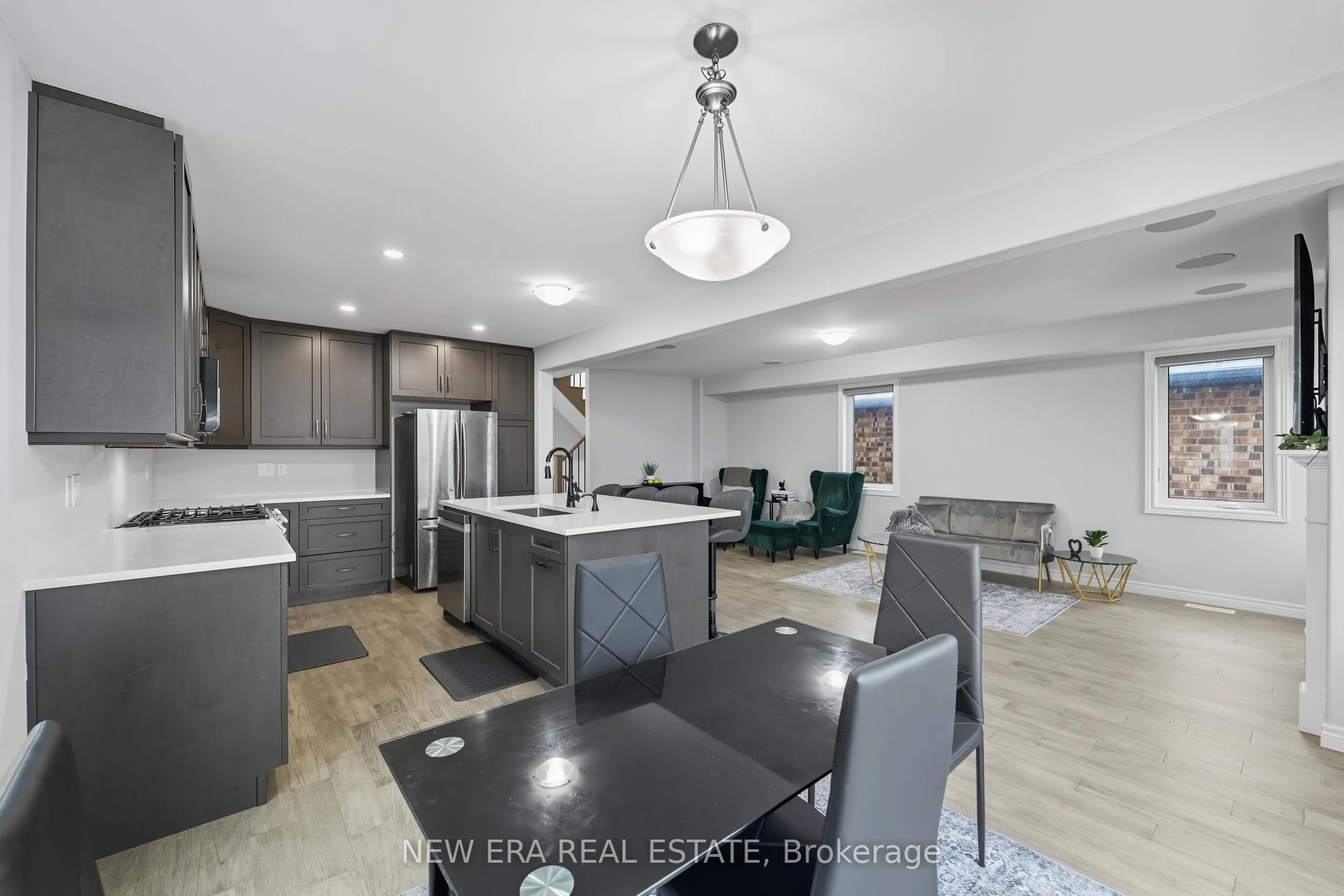 907 Bramford Terrace
