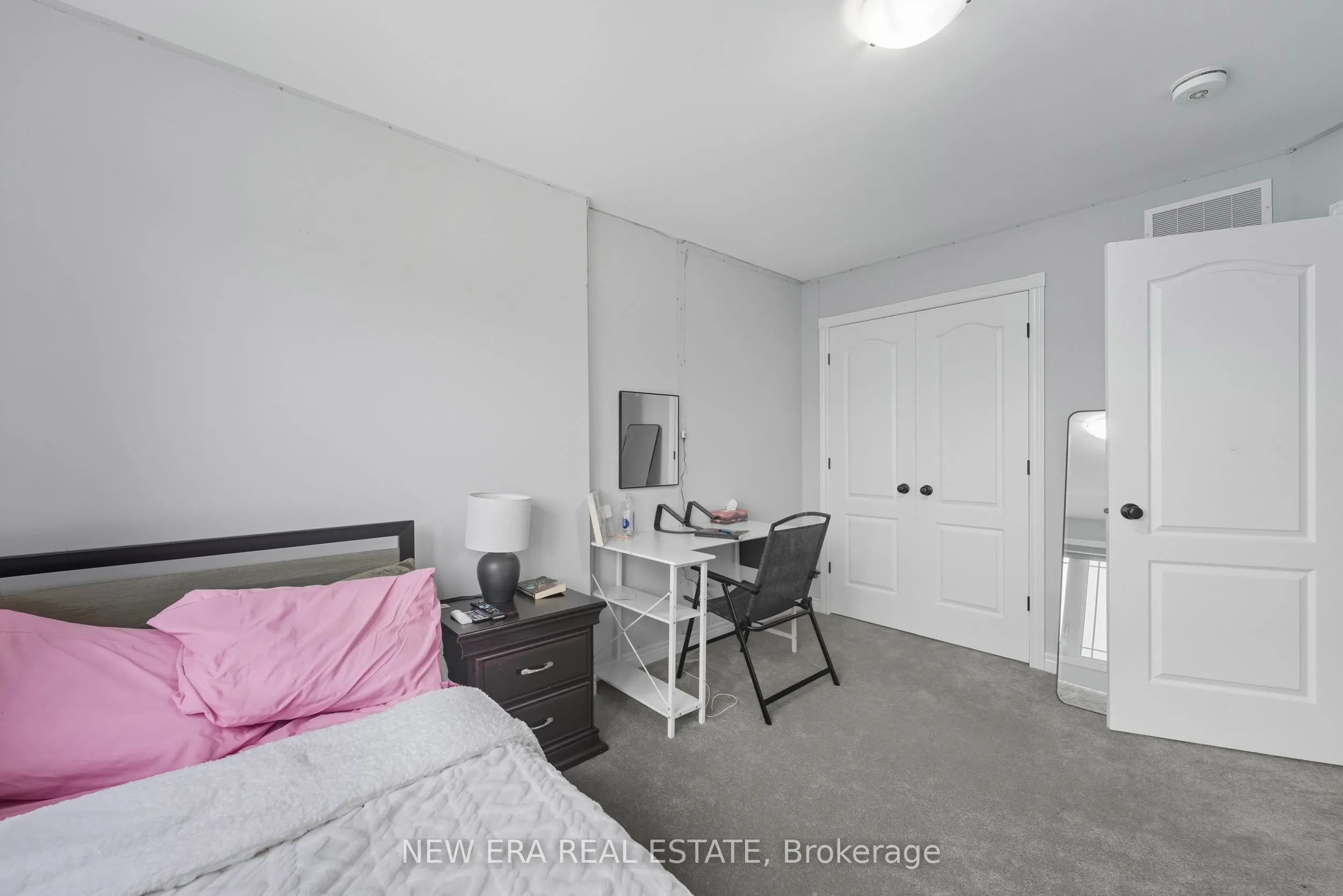 907 Bramford Terrace
