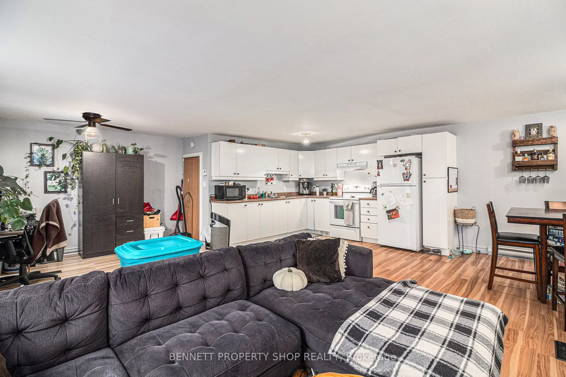 2489 Du Lac Road