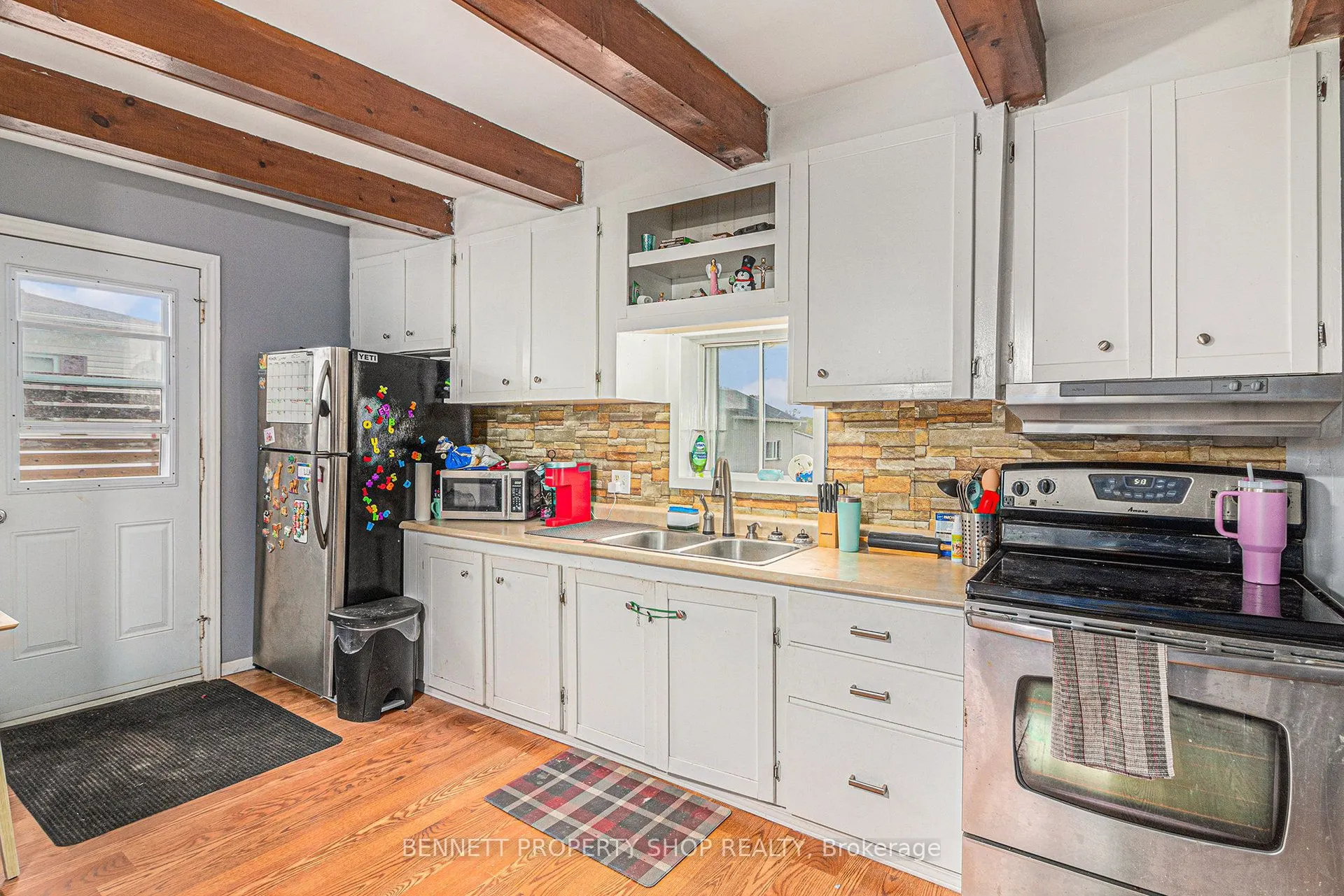 2489 Du Lac Road