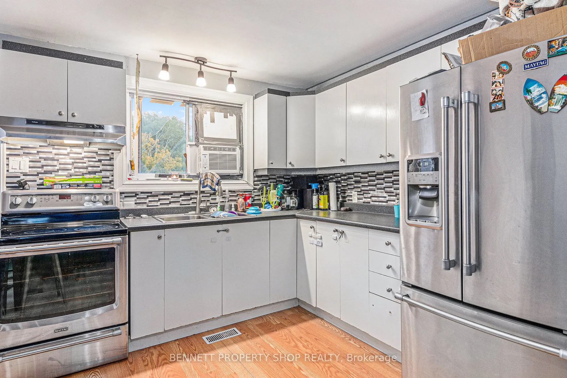 2489 Du Lac Road