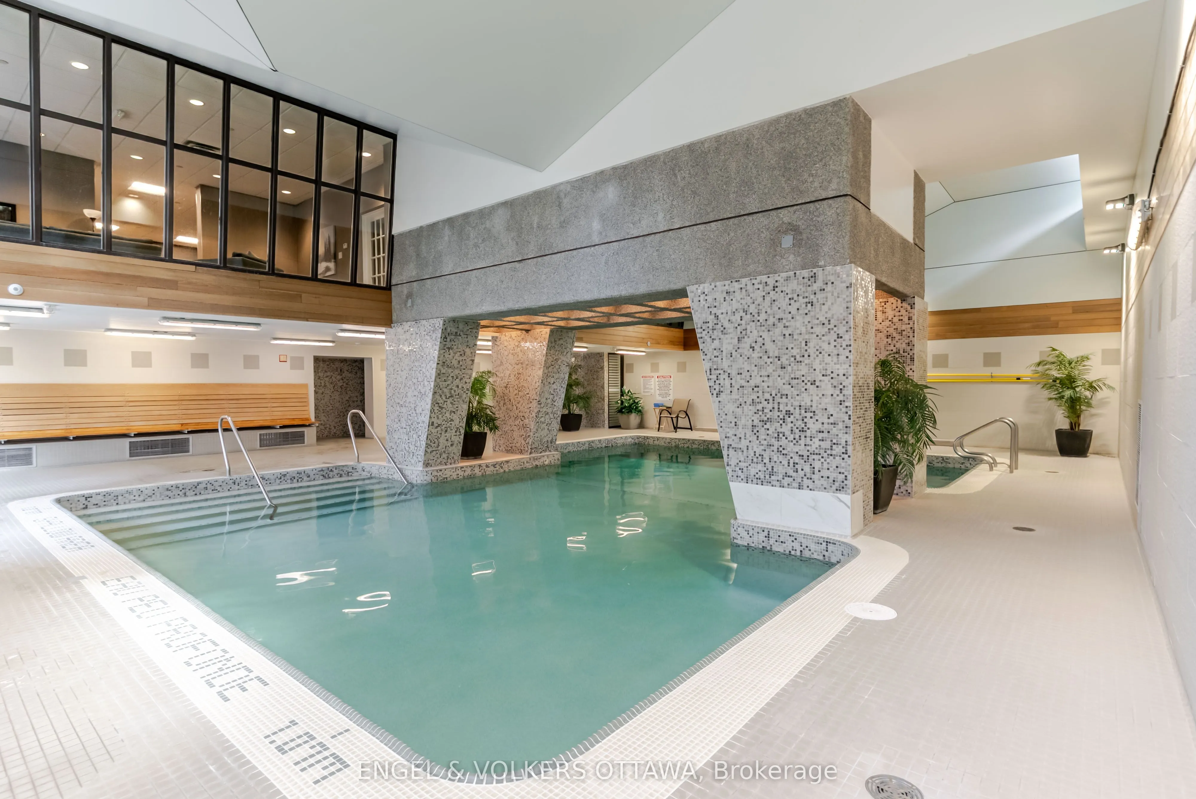 1171 Ambleside Drive, #606