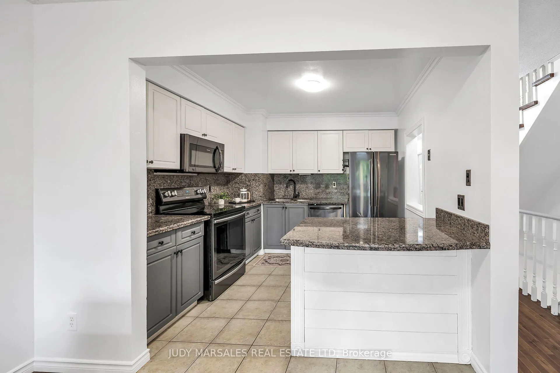 26 Moss Boulevard, #19