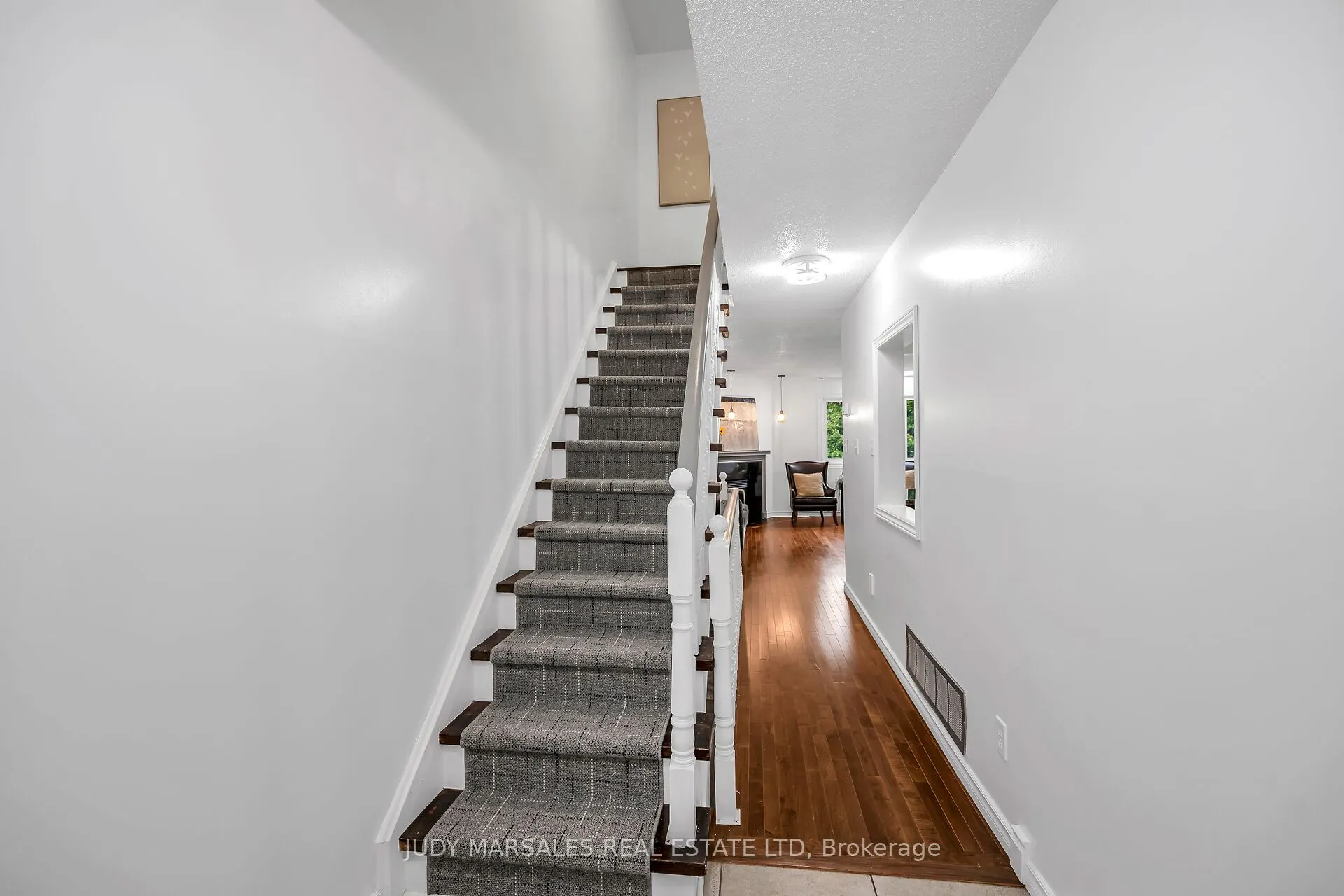 26 Moss Boulevard, #19