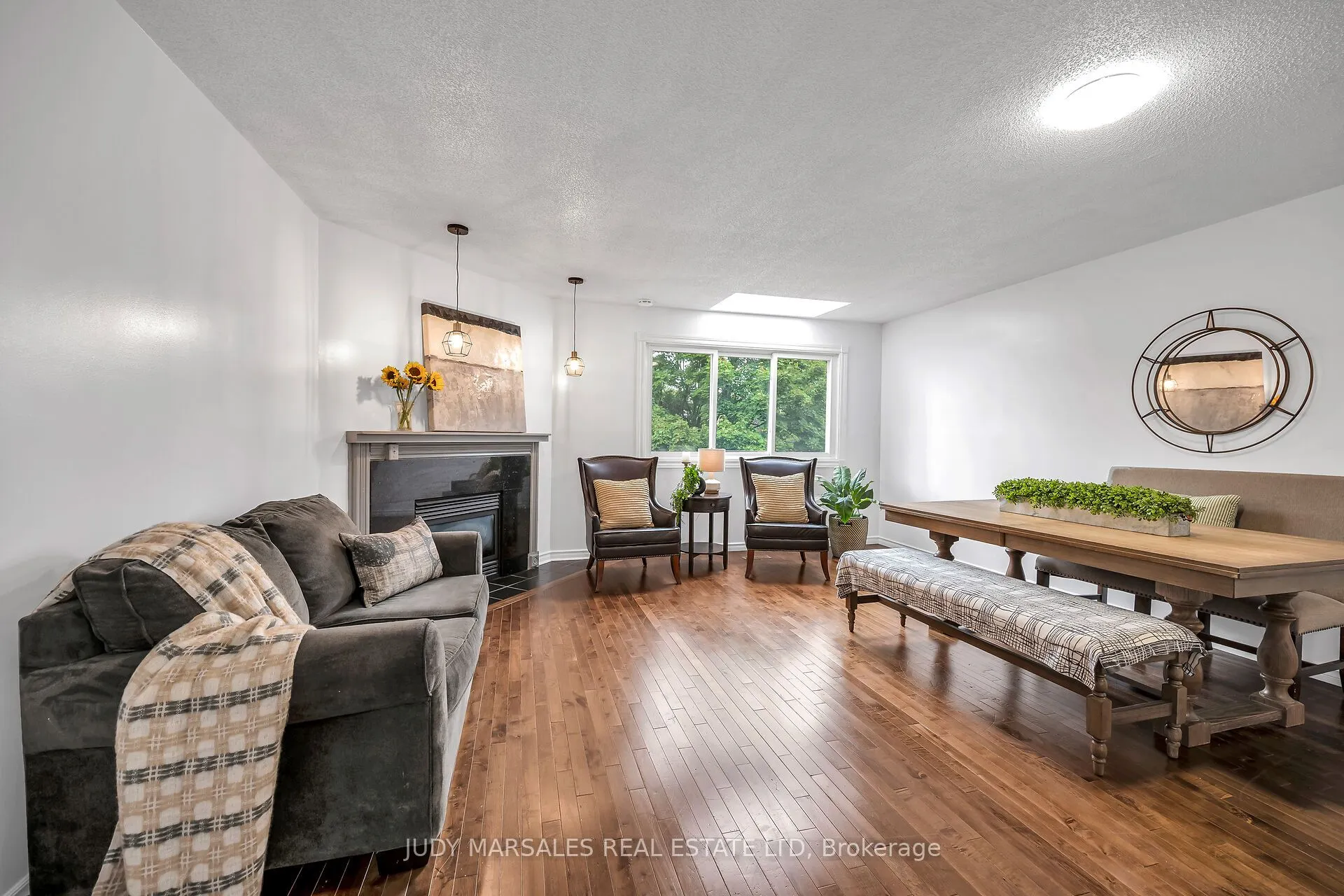 26 Moss Boulevard, #19