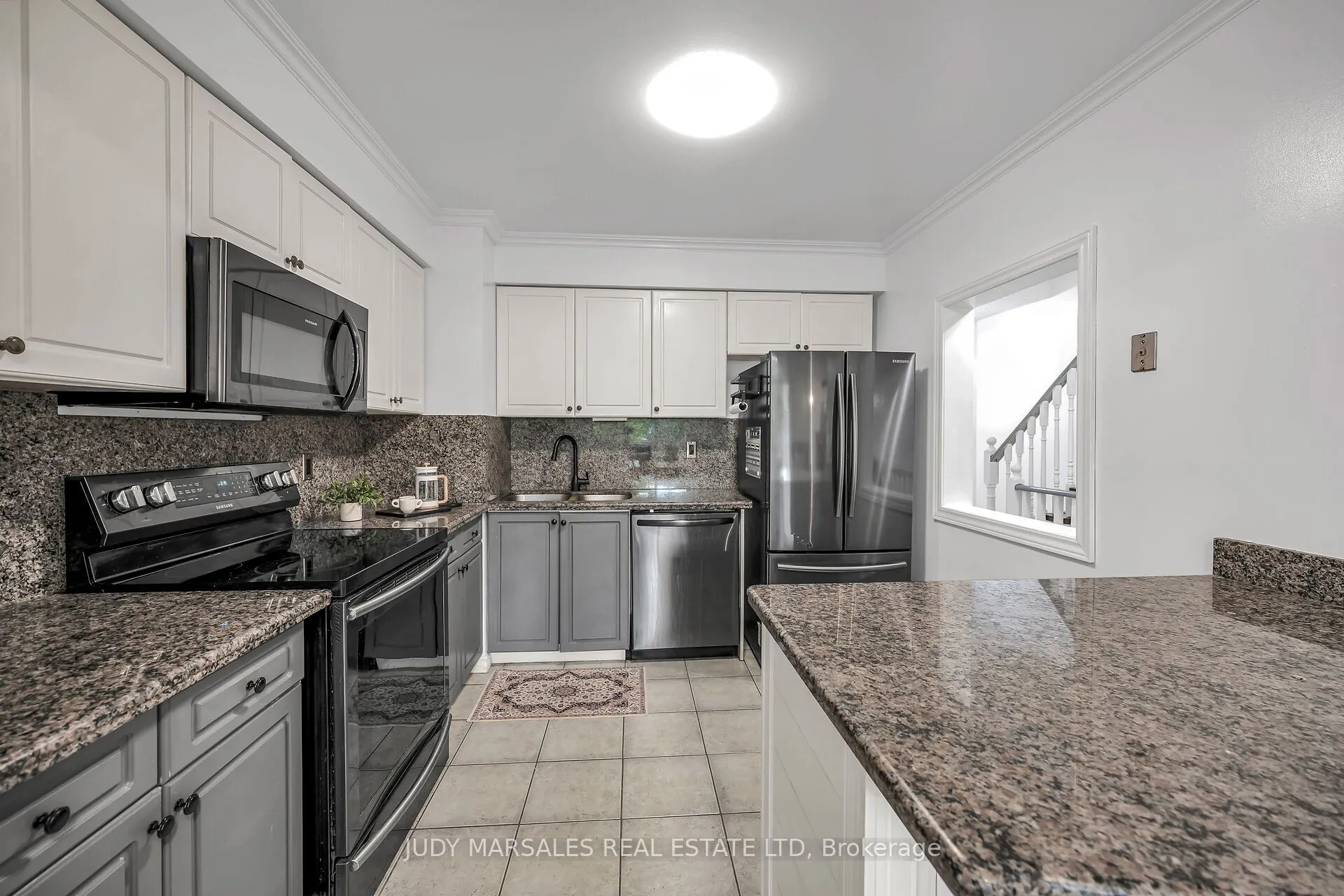 26 Moss Boulevard, #19