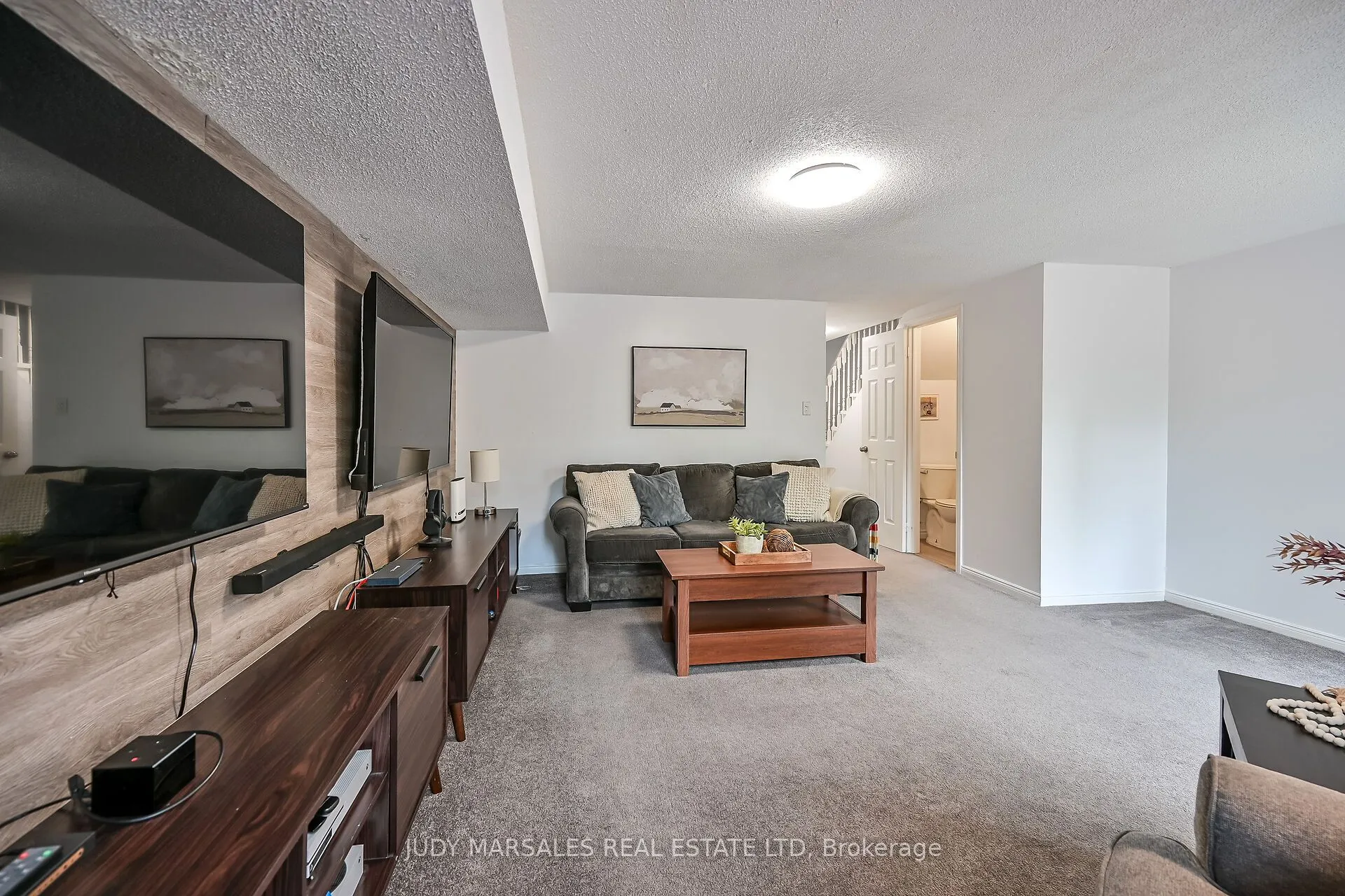 26 Moss Boulevard, #19