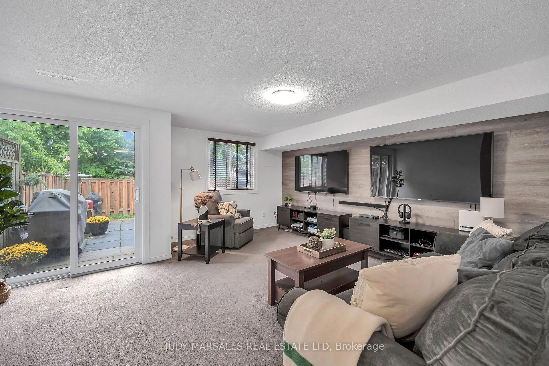 26 Moss Boulevard, #19