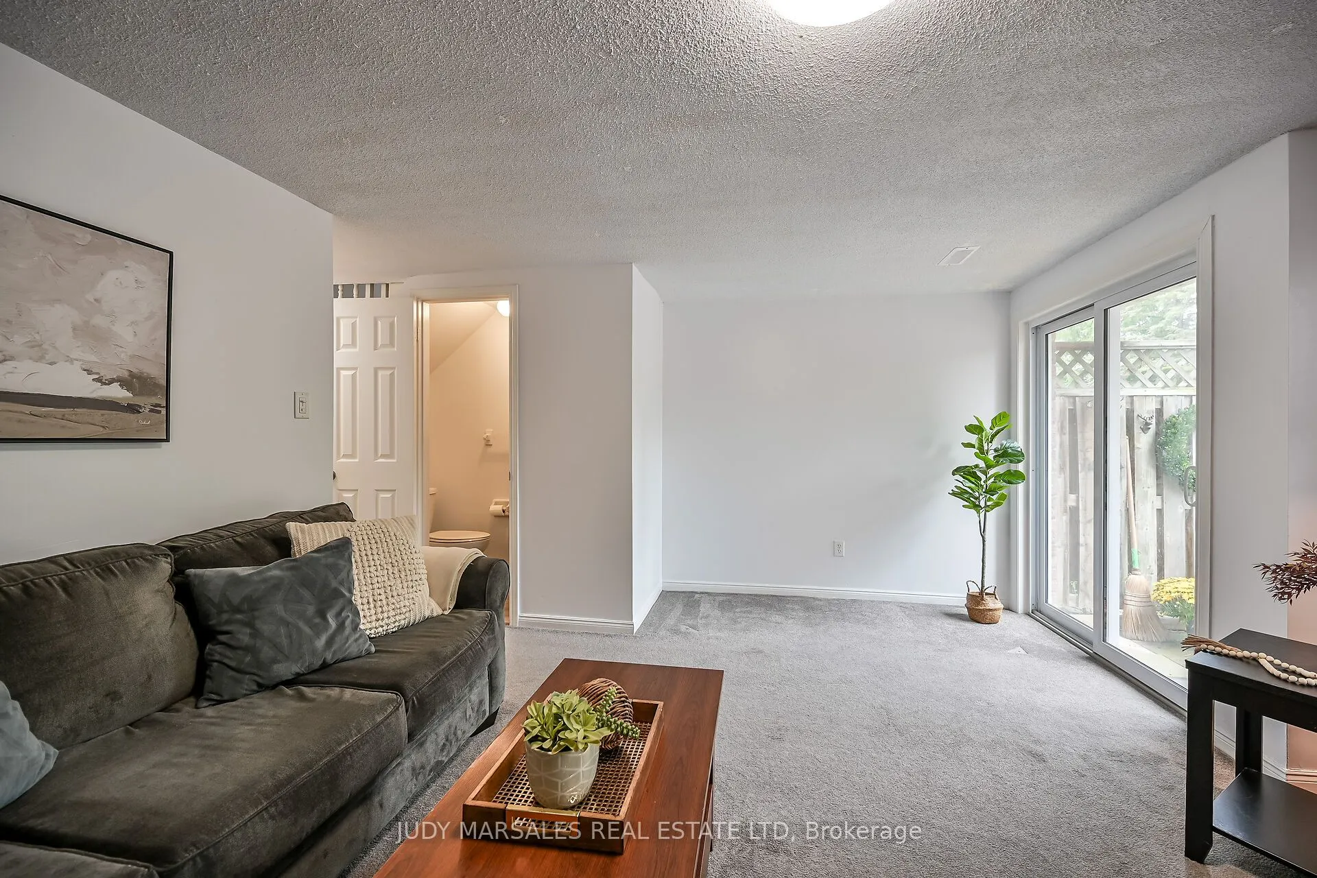 26 Moss Boulevard, #19