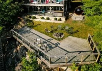1047 WHYMAN Road
