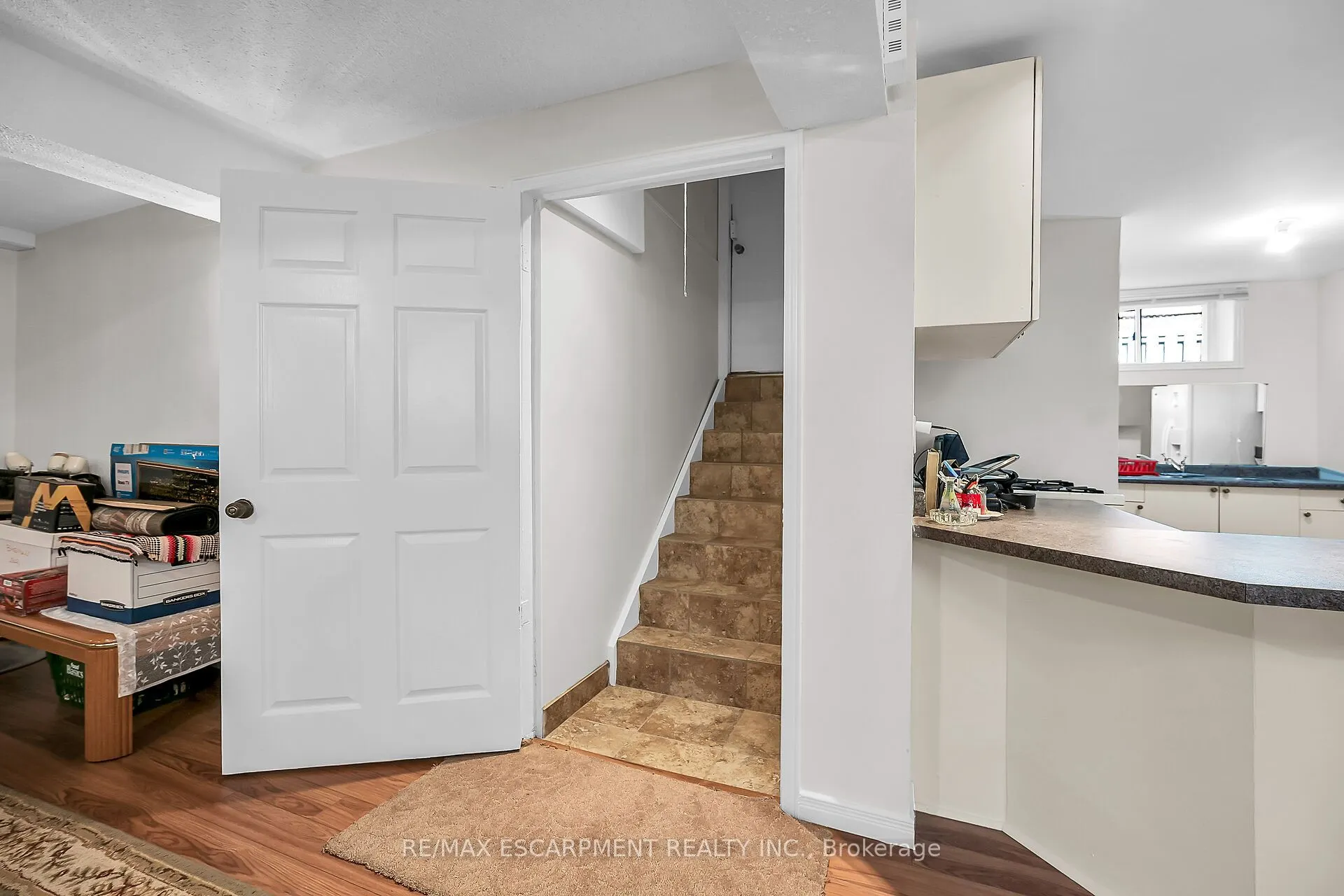 140 SOLOMON Crescent