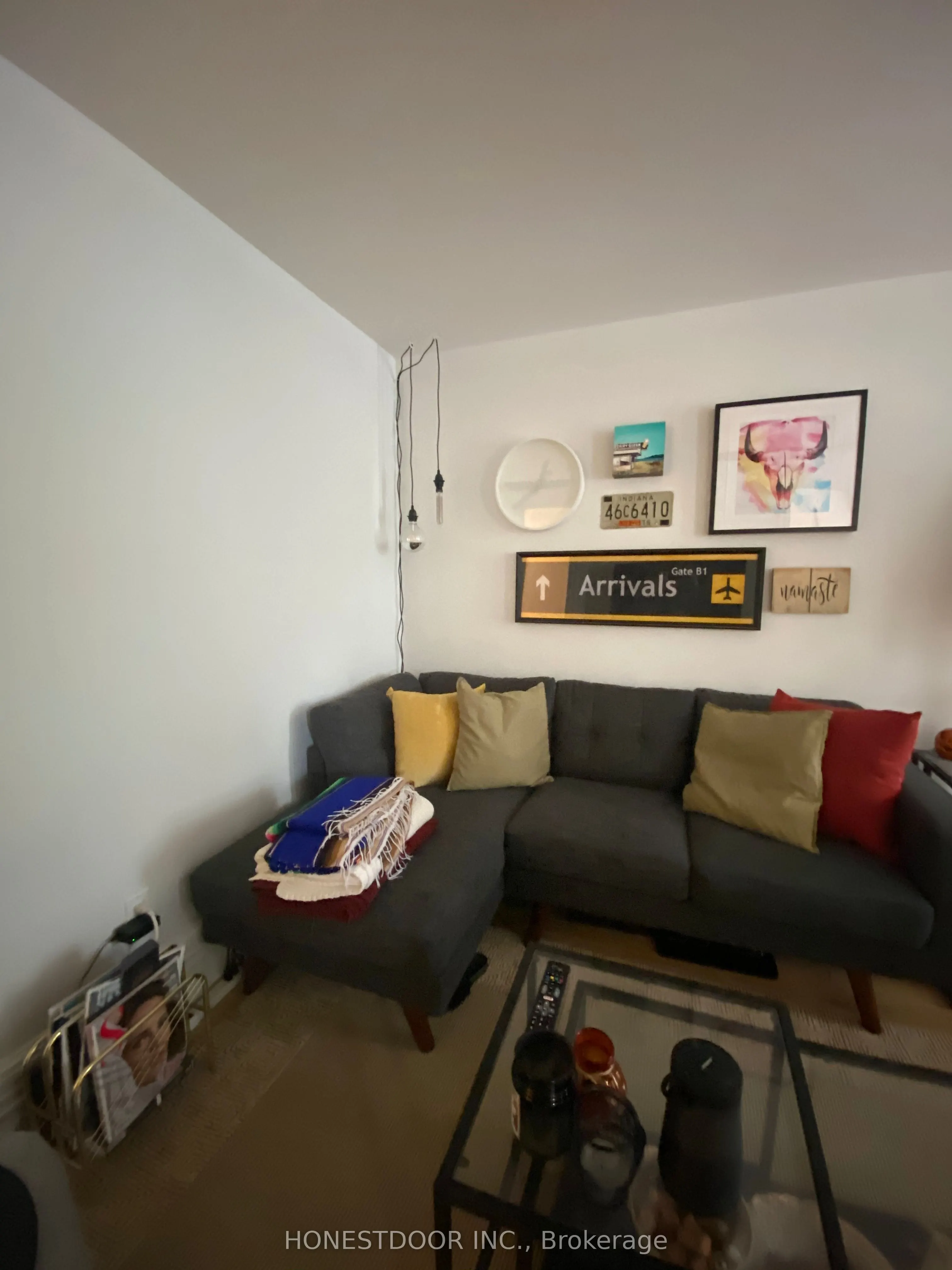 103 Victoria Avenue S