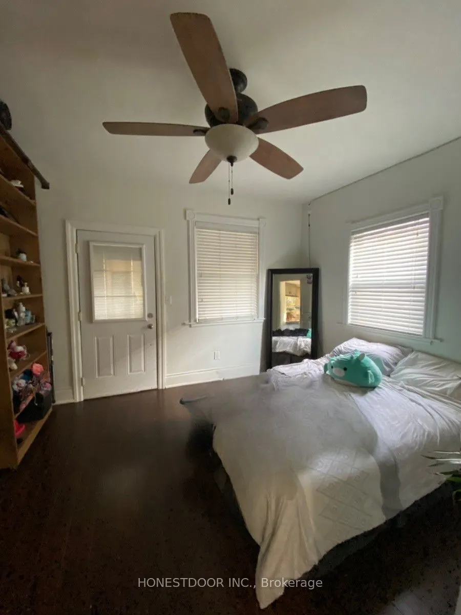 103 Victoria Avenue S