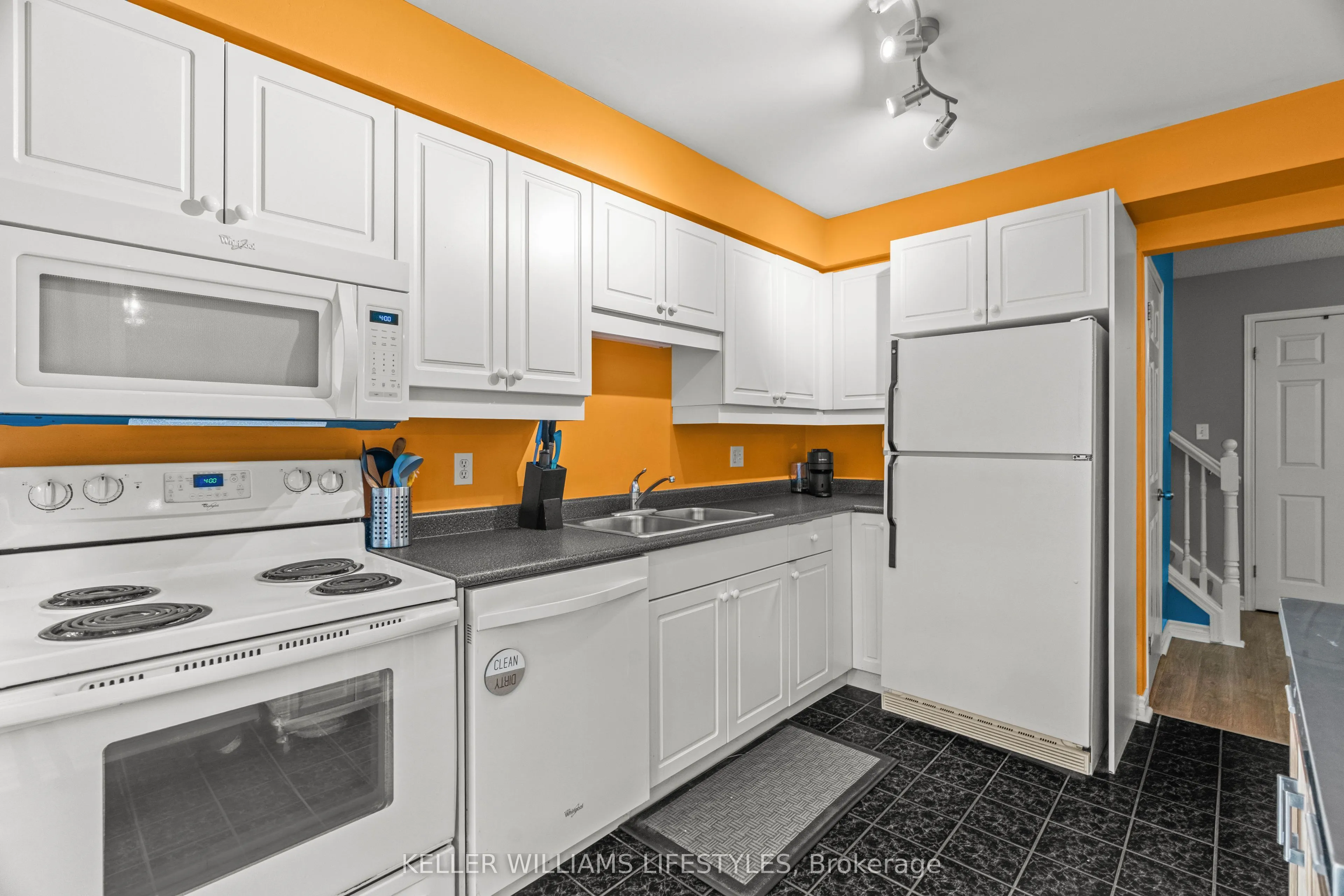 505 Proudfoot Lane, #2