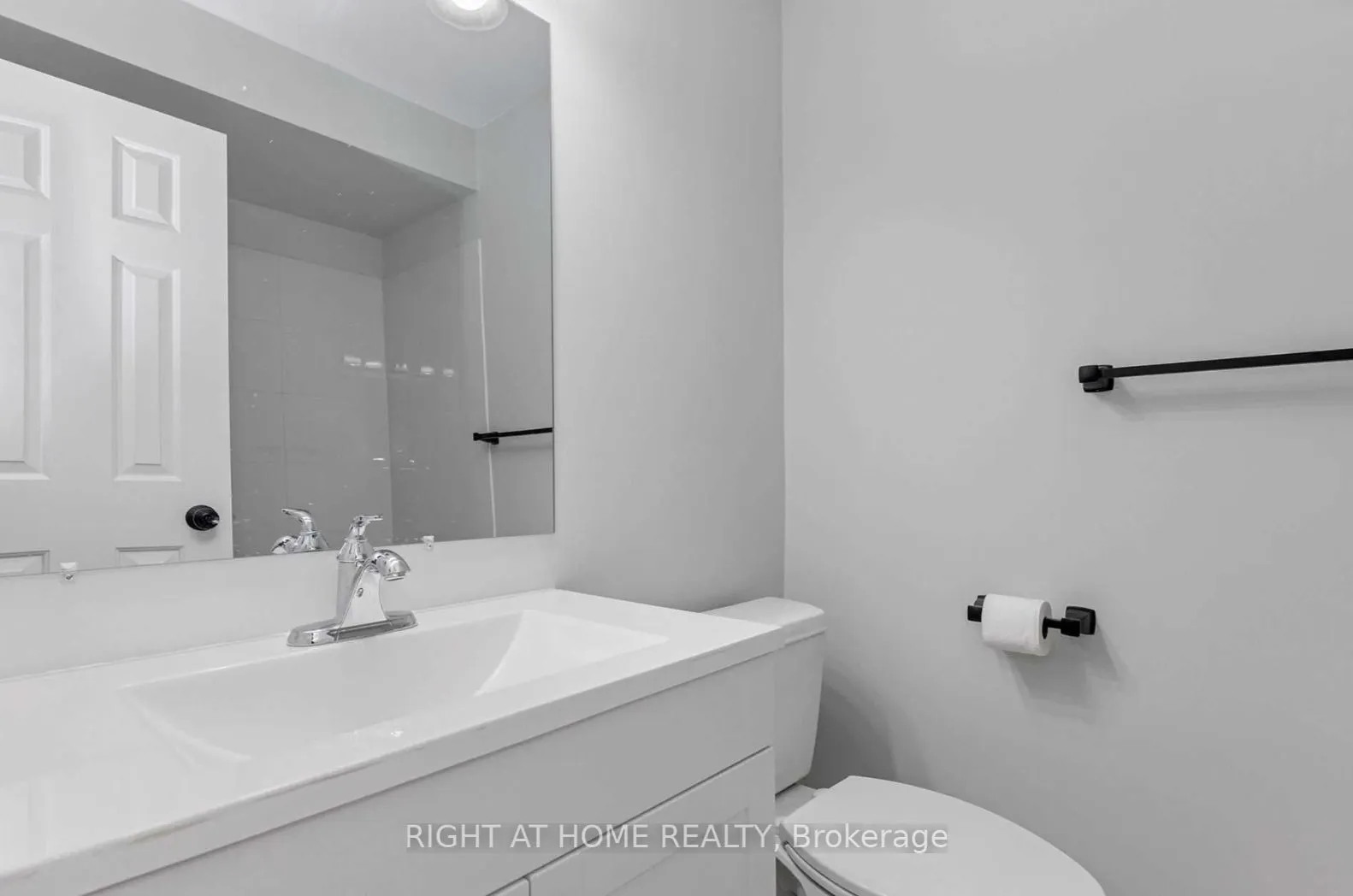 618 Barton Street, #26