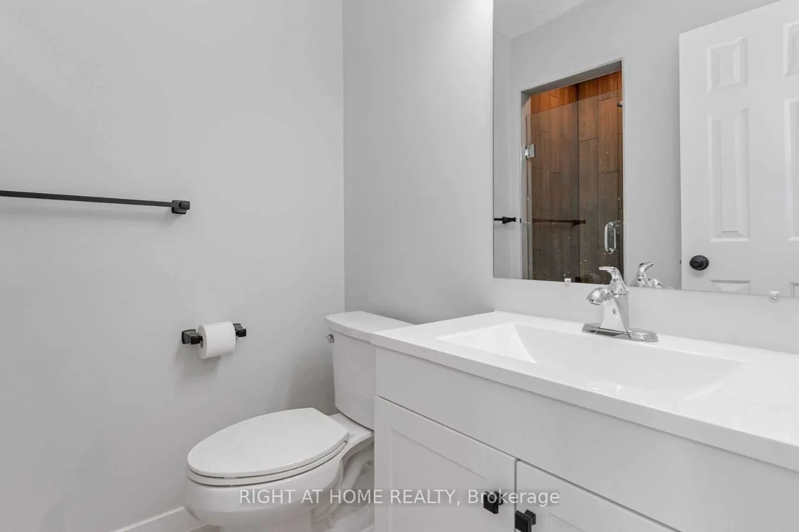 618 Barton Street, #26