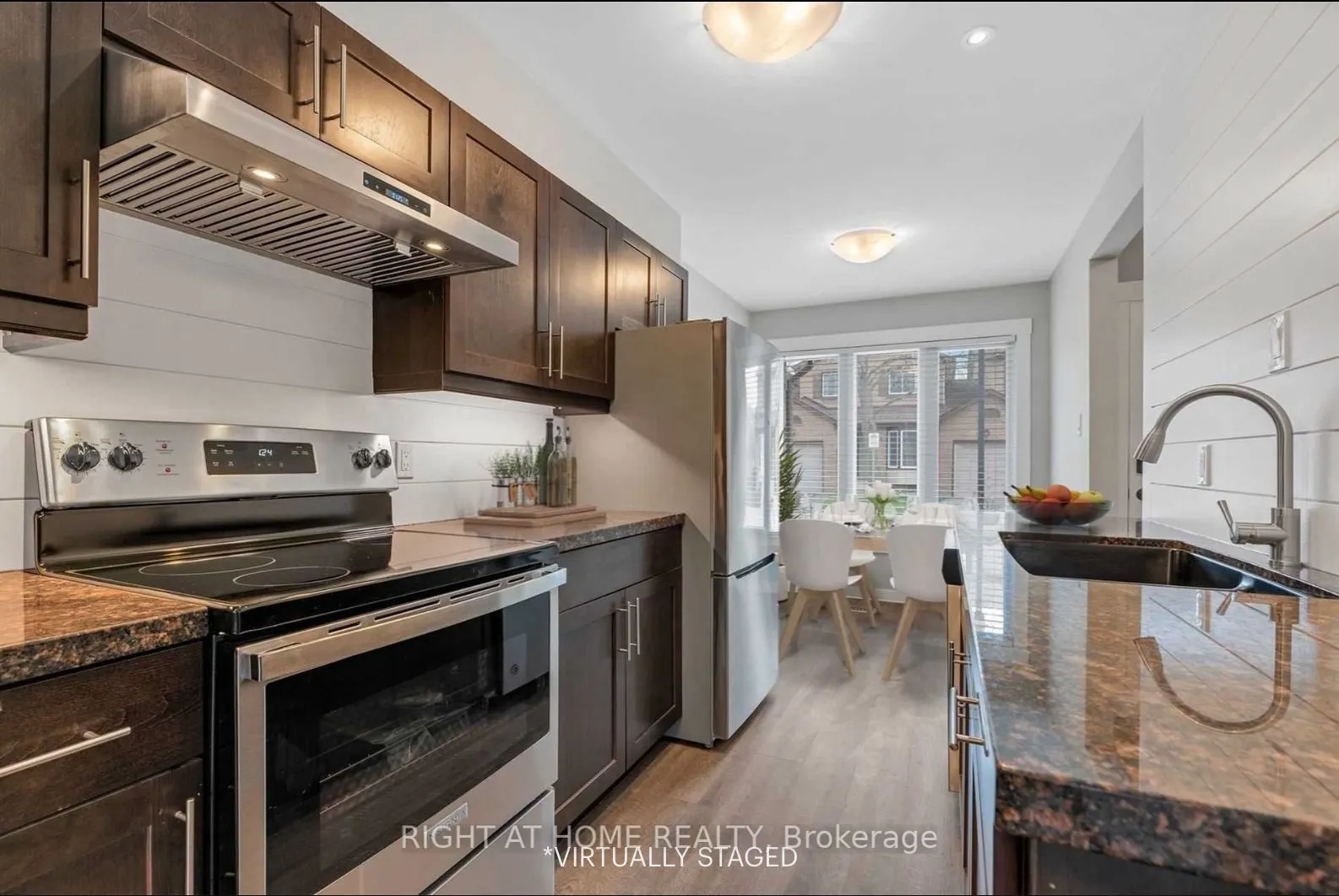 618 Barton Street, #26
