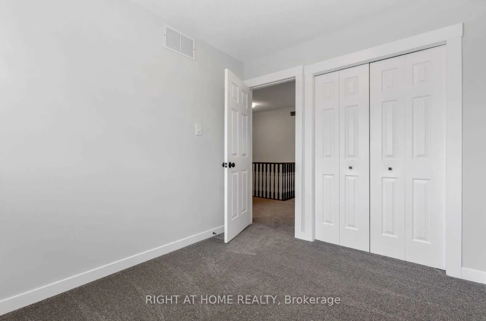 618 Barton Street, #26