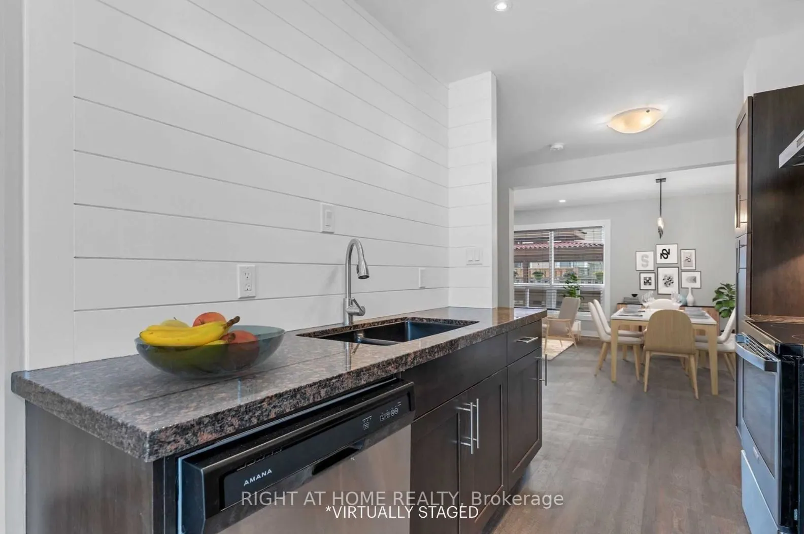 618 Barton Street, #26