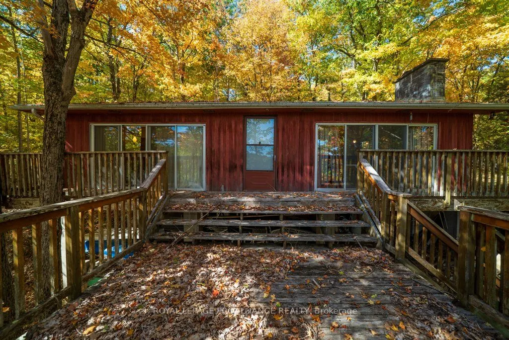 1042 East Flieler Lane