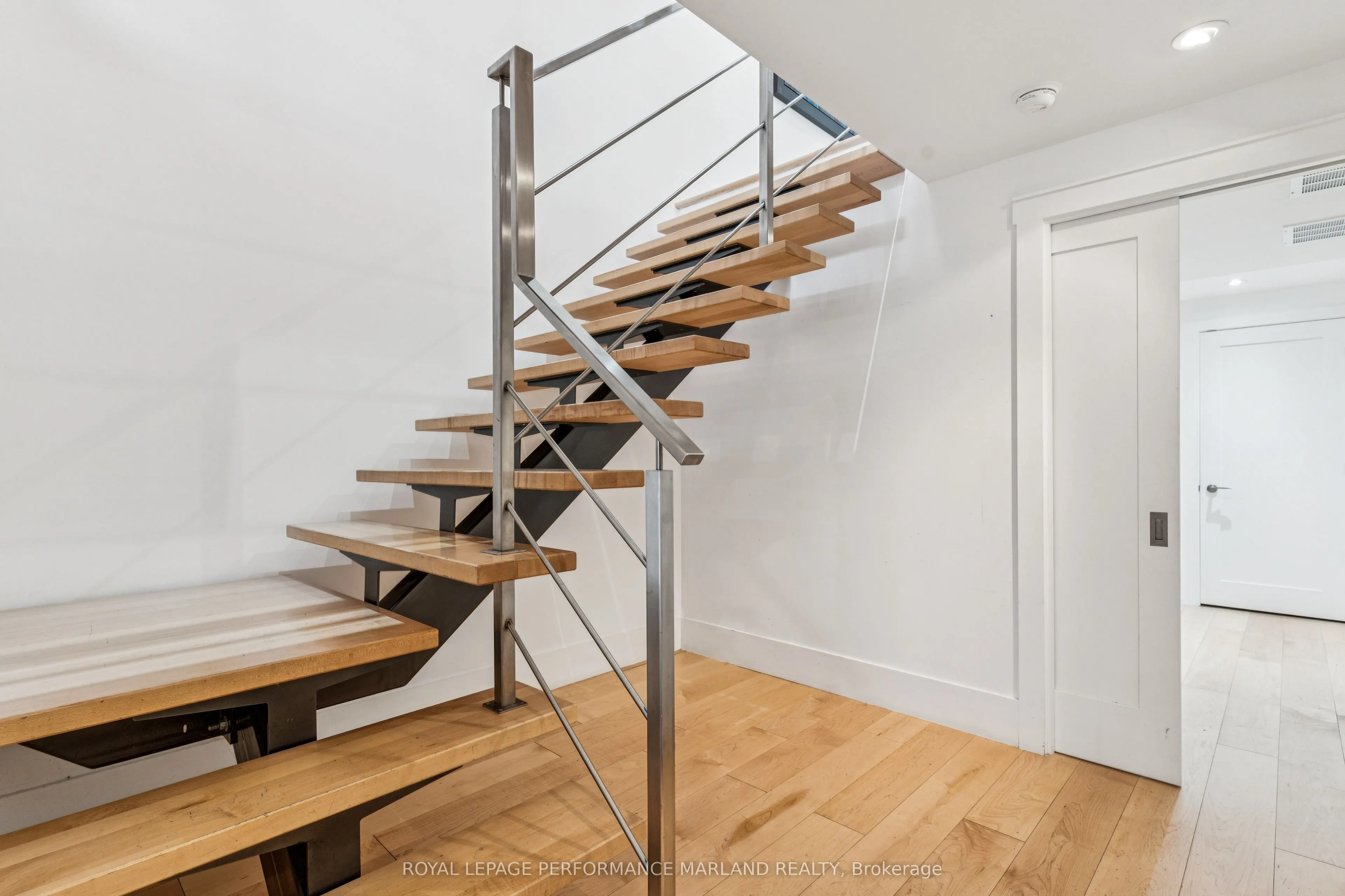 67 Rideau Terrace