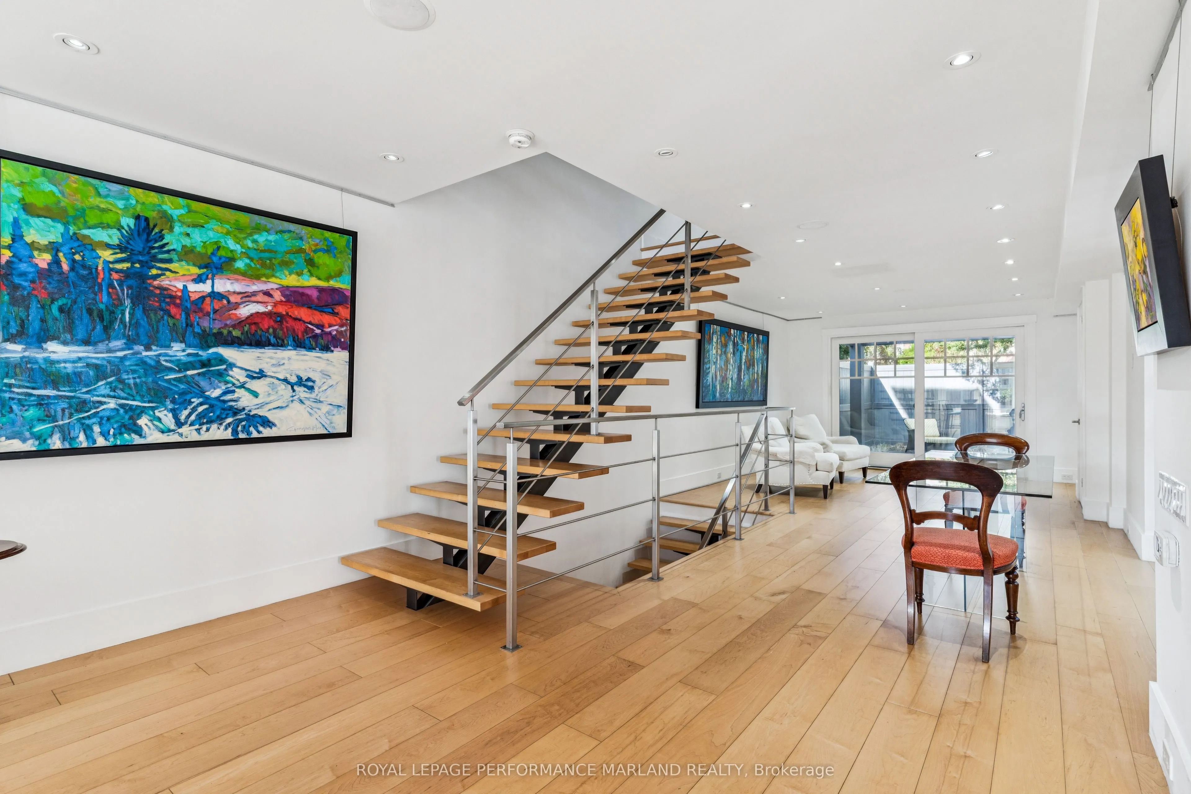 67 Rideau Terrace