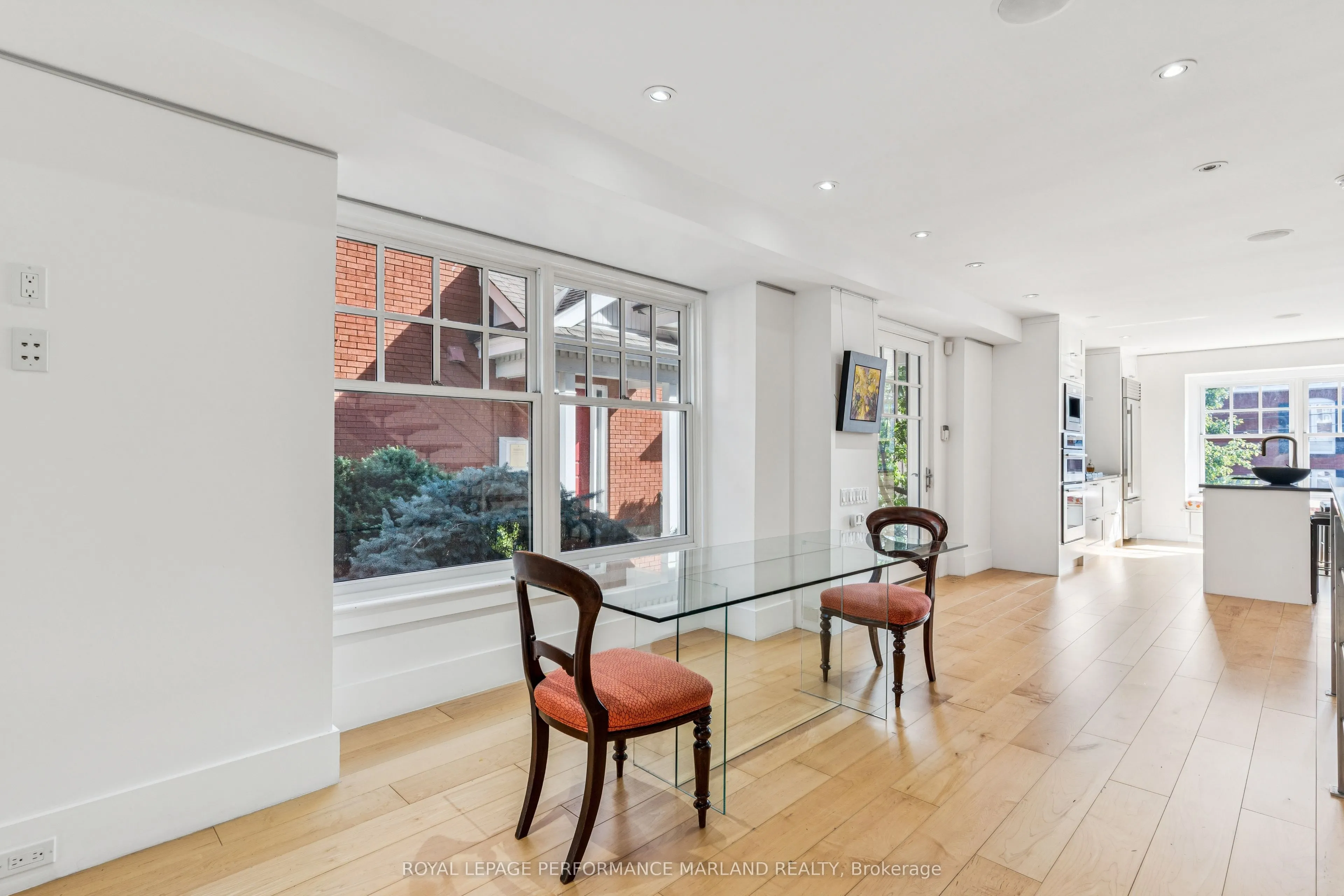 67 Rideau Terrace